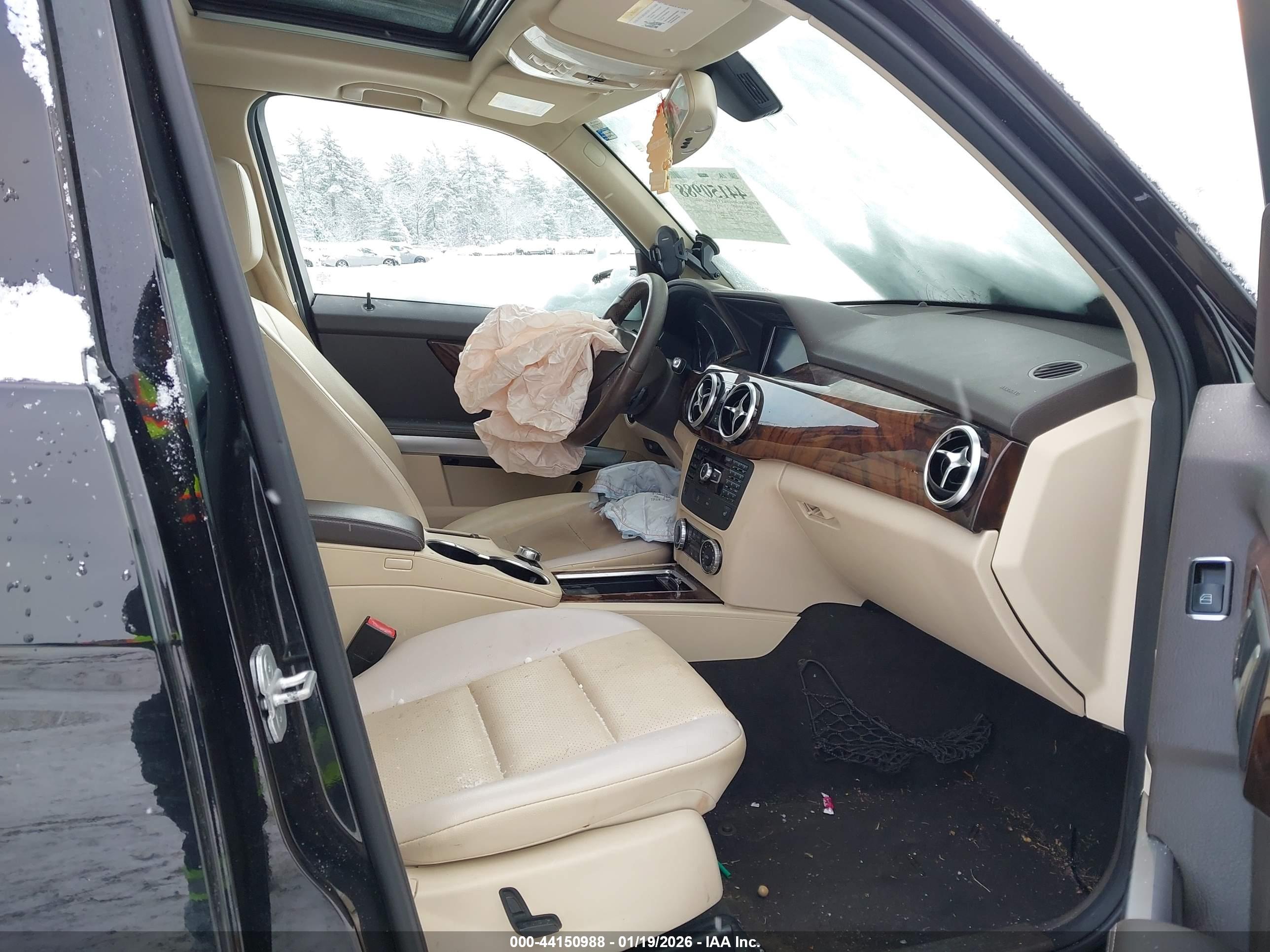 MERCEDES-BENZ GLK image 5