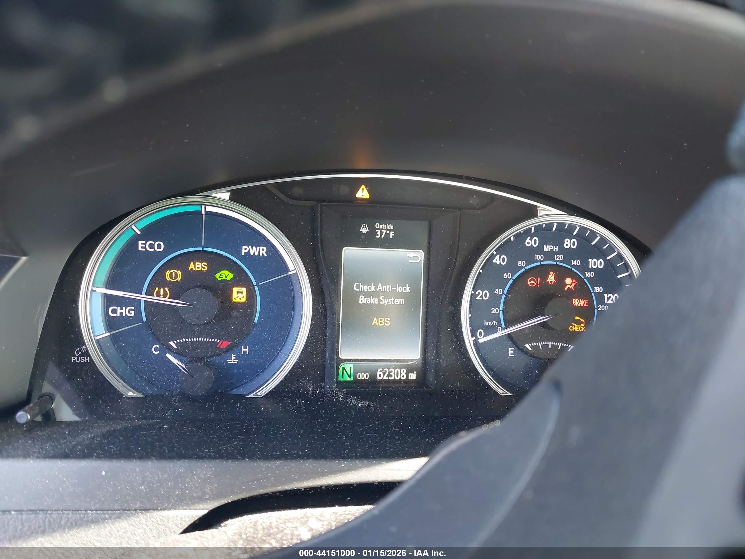TOYOTA CAMRY image 7
