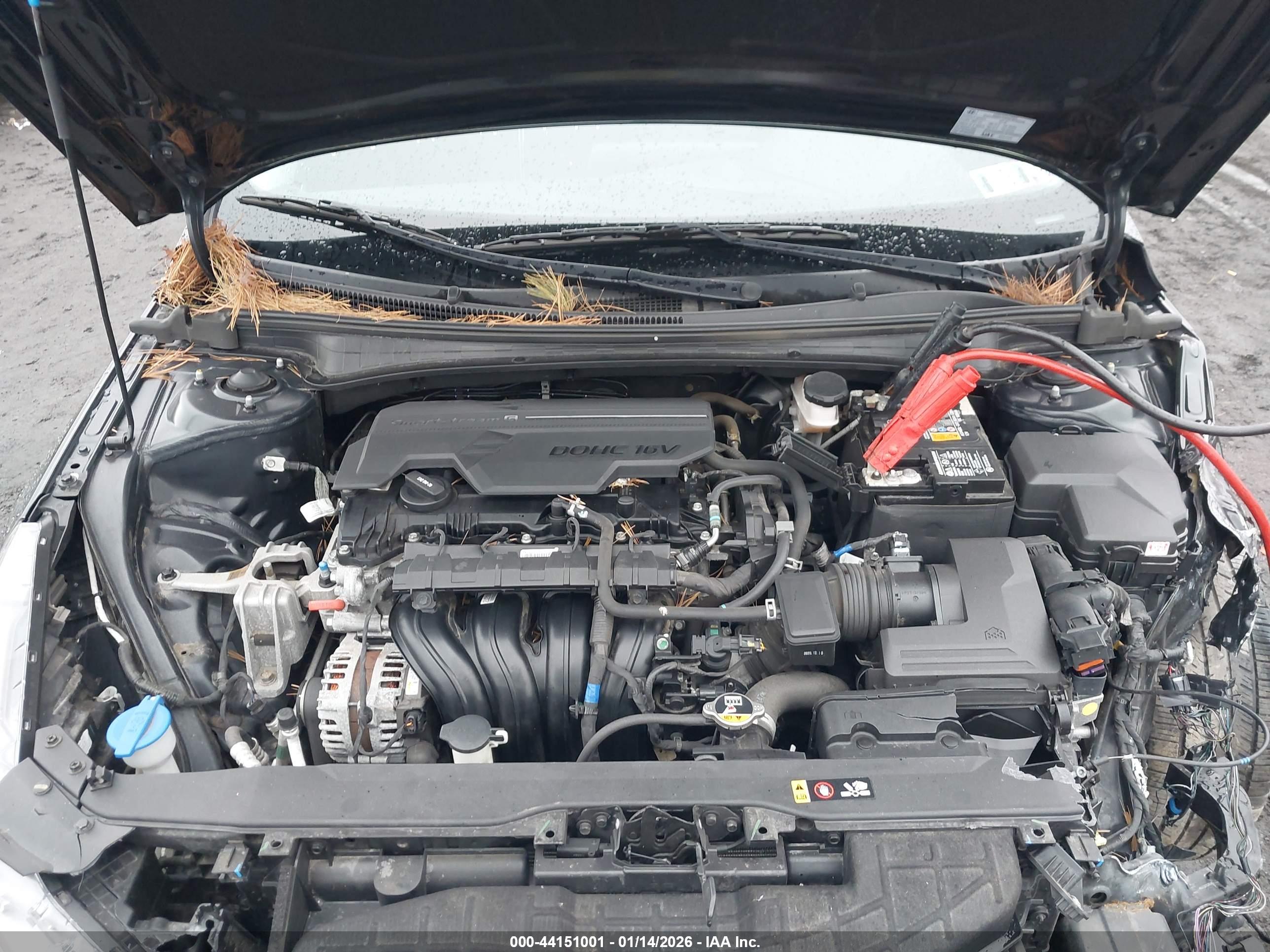 HYUNDAI ELANTRA image 10