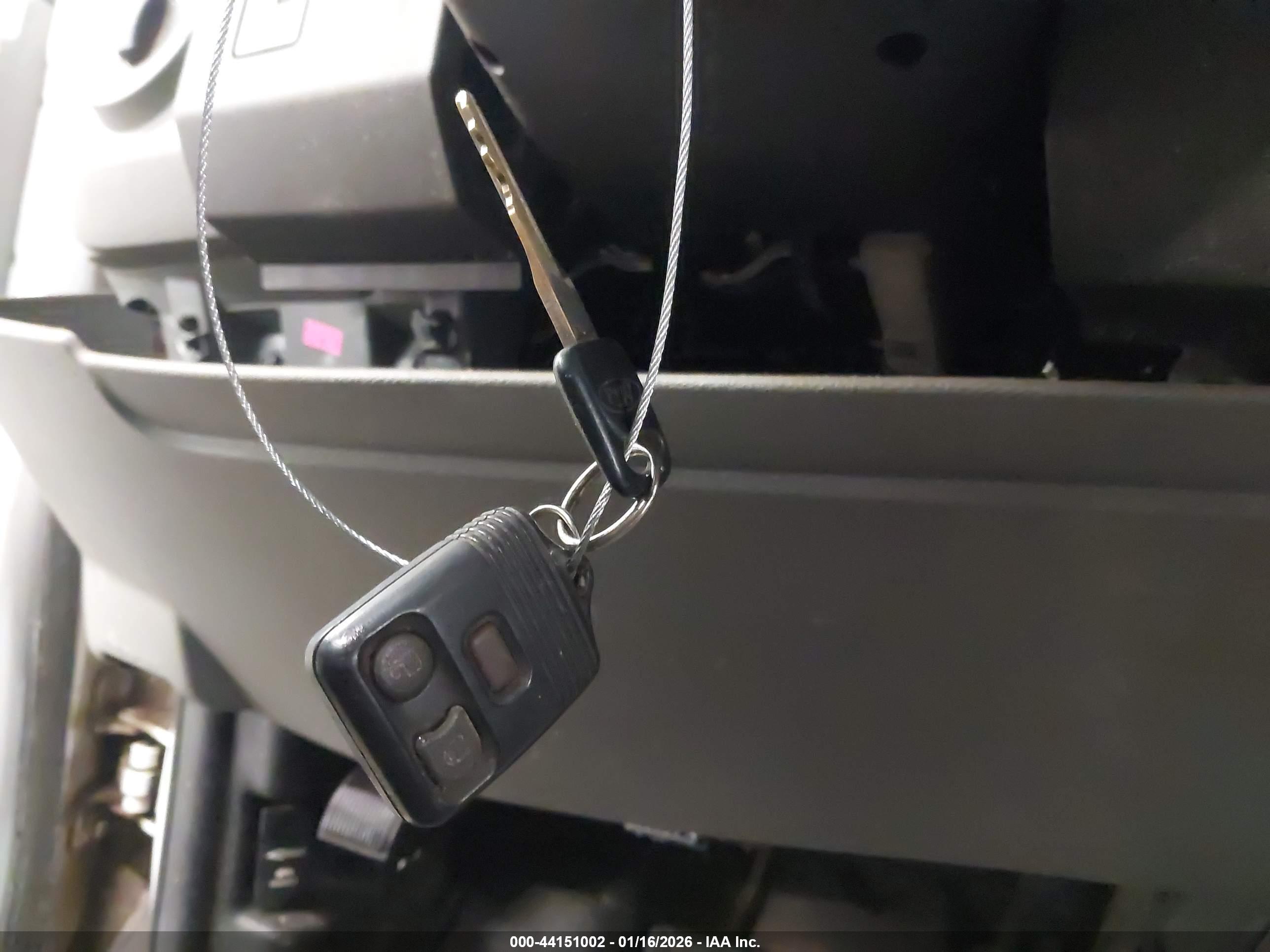 FORD E-150 image 11