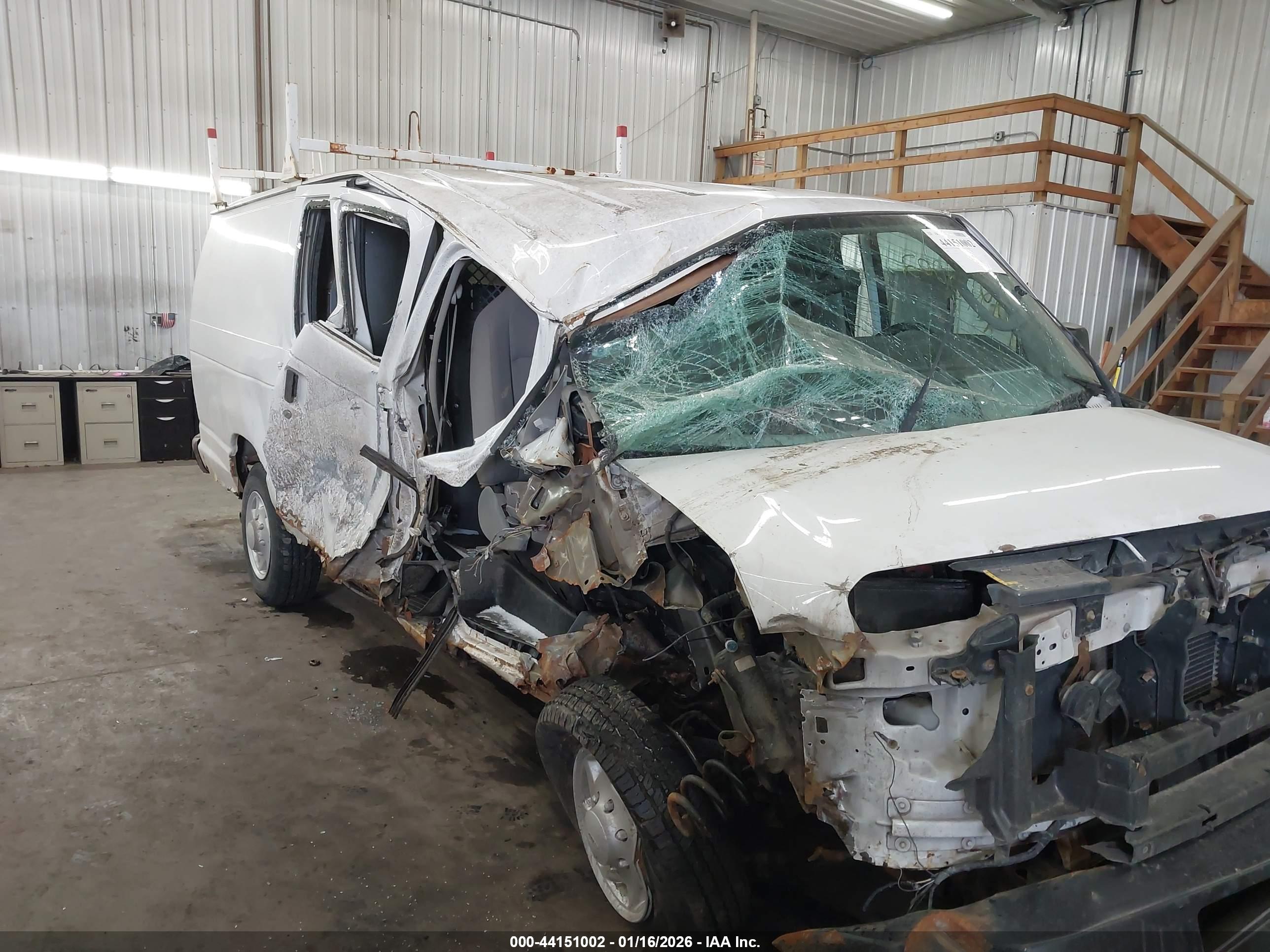 FORD E-150 image 6