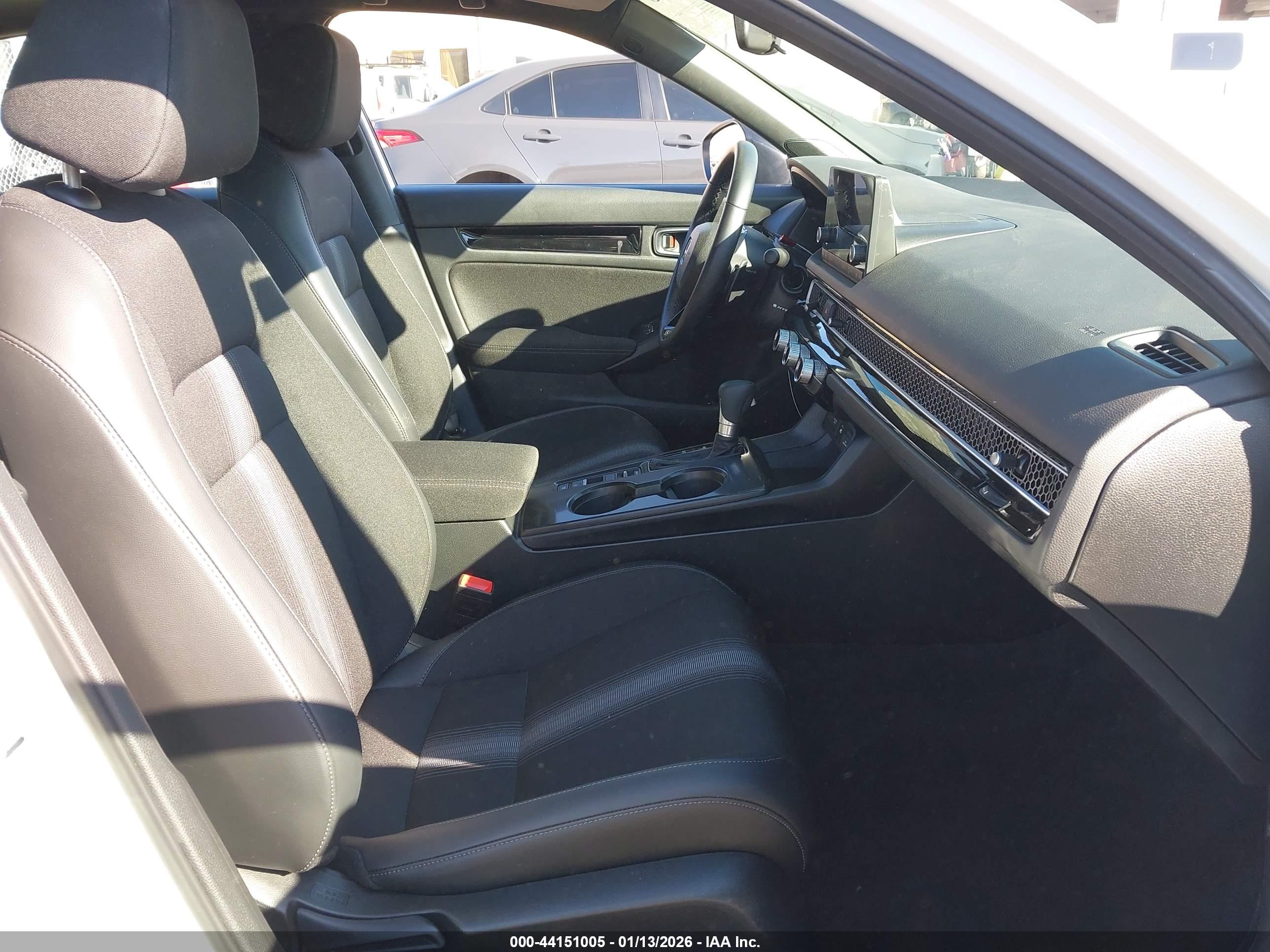 HONDA CIVIC image 5