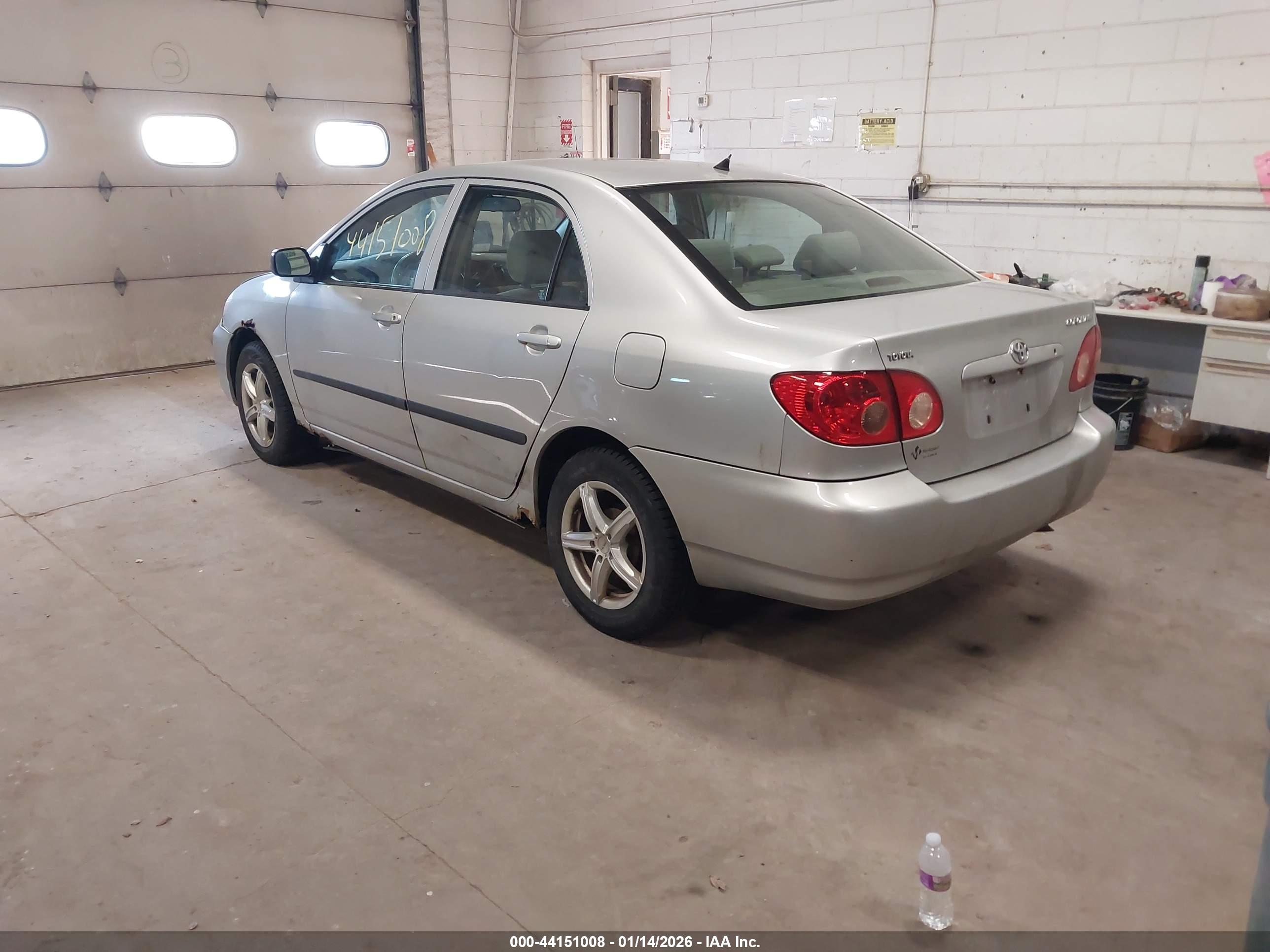 TOYOTA COROLLA image 3