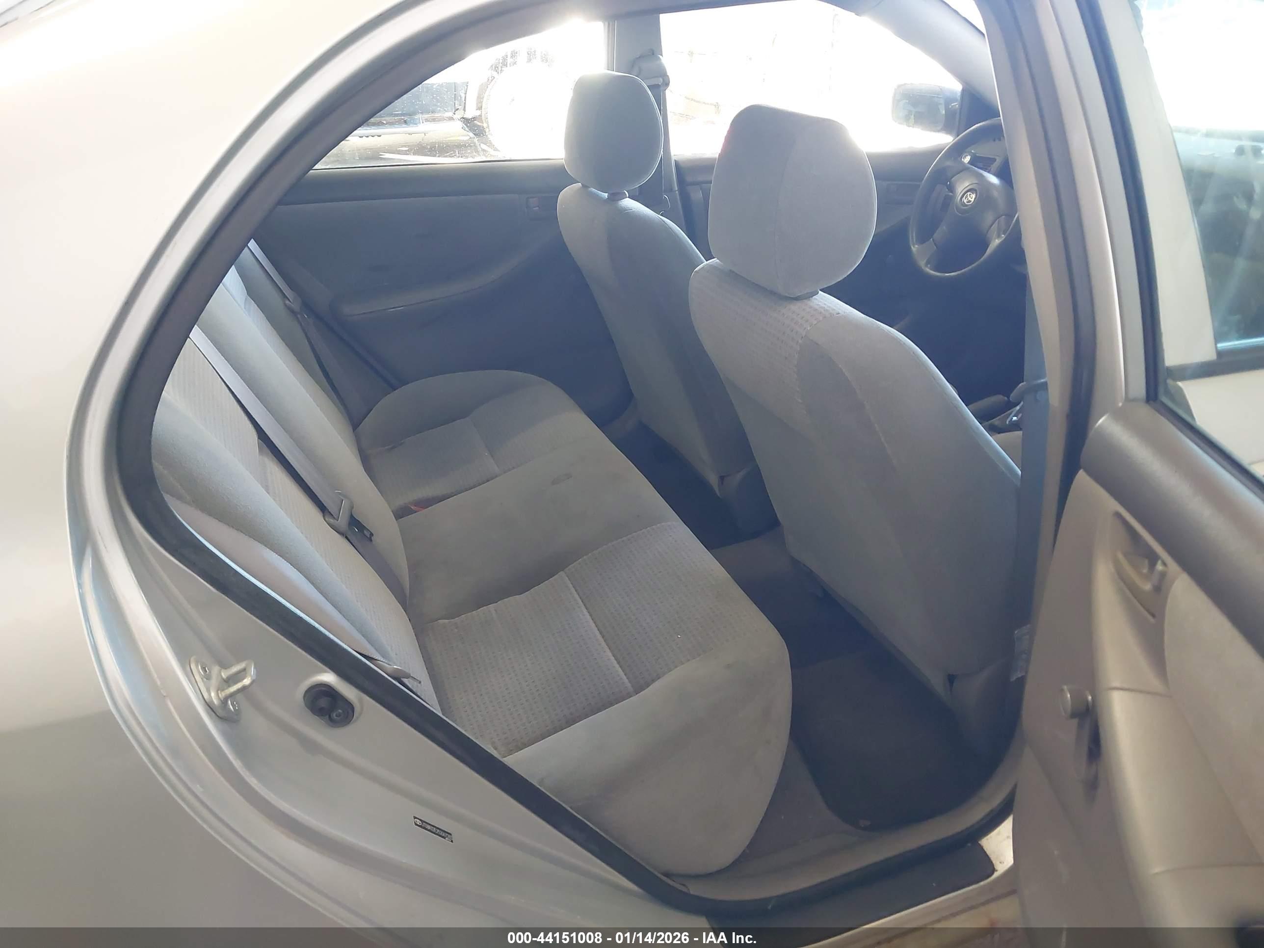 TOYOTA COROLLA image 8