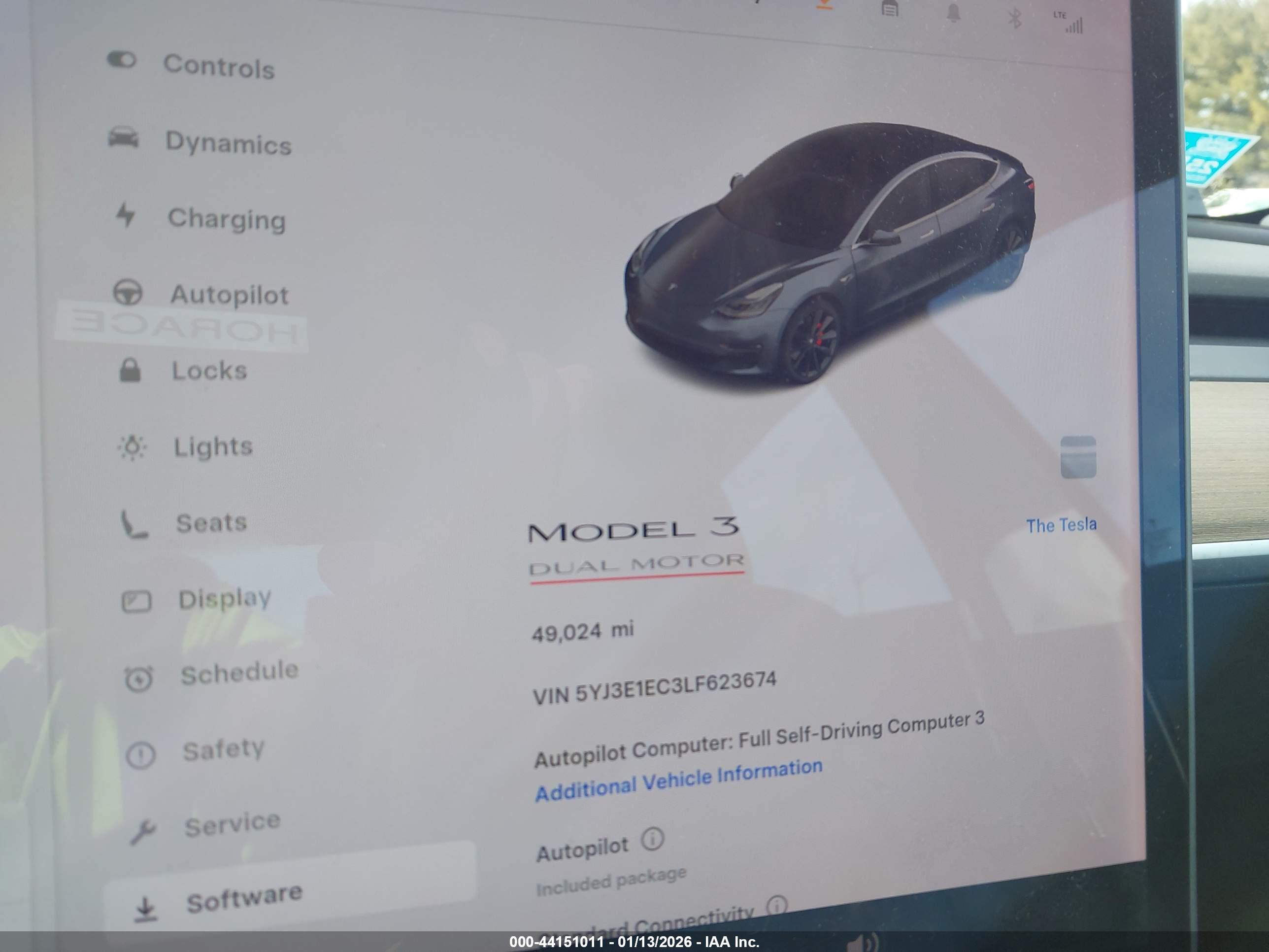 TESLA MODEL image 7
