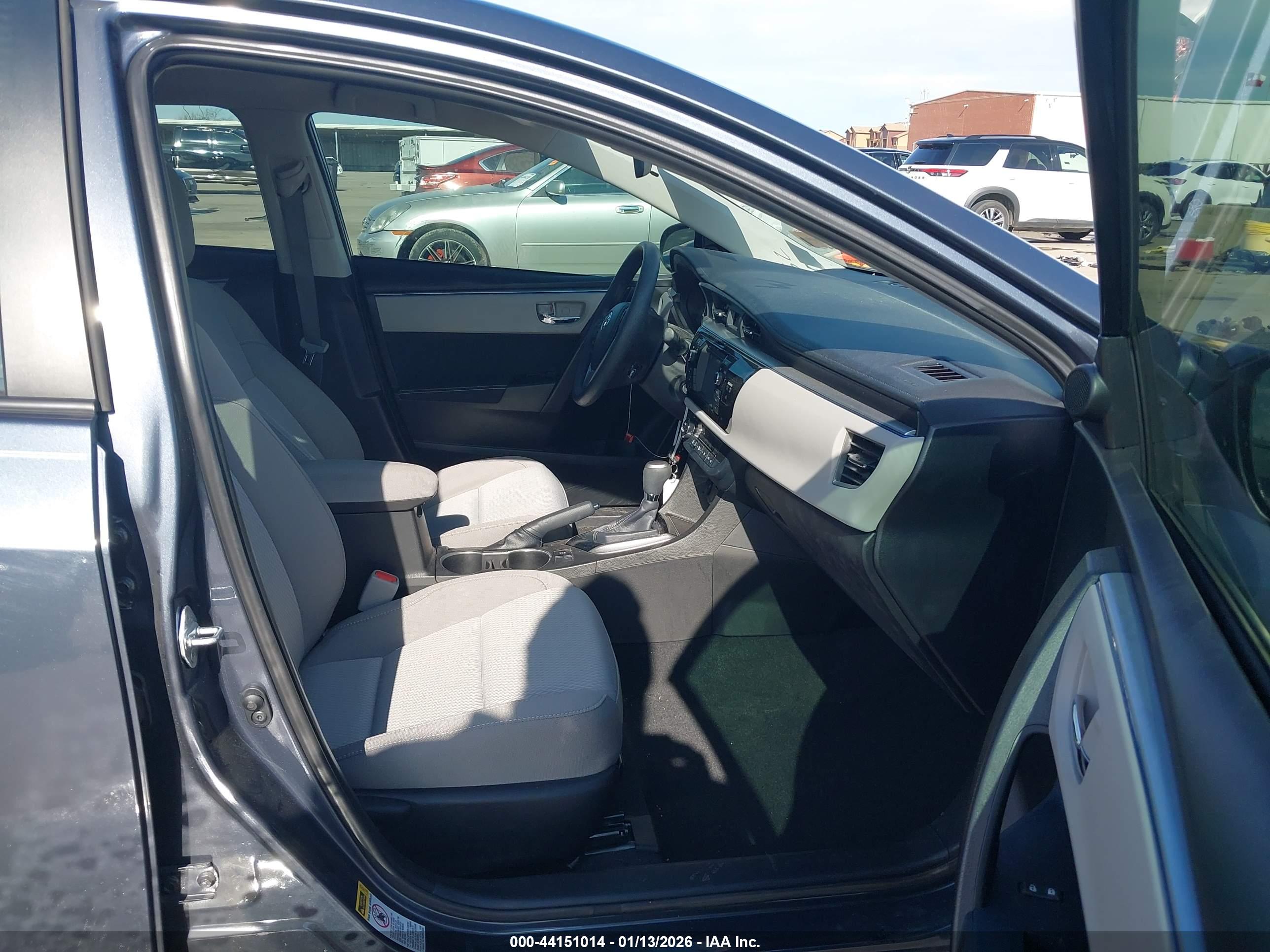 TOYOTA COROLLA image 5