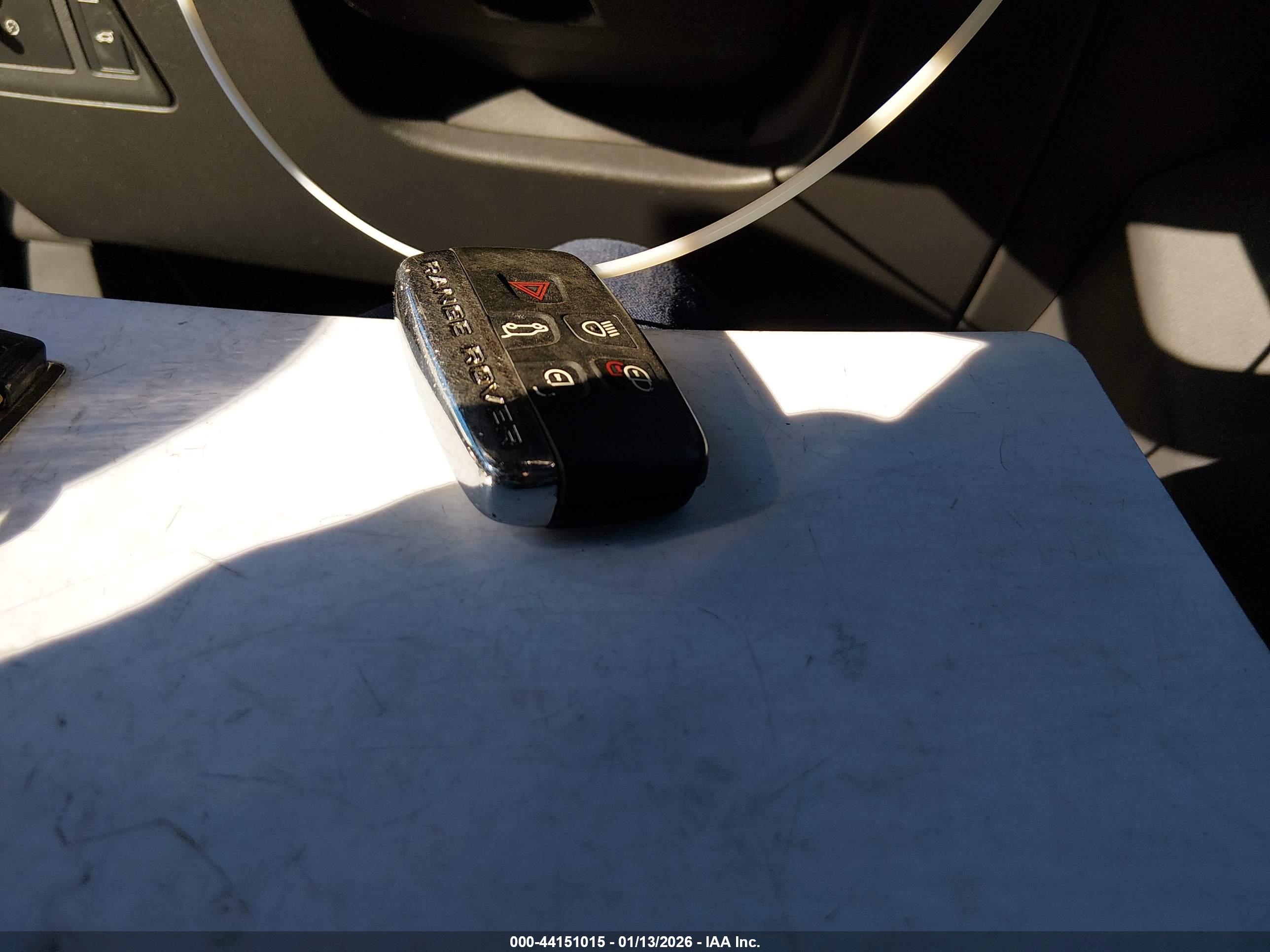 LAND ROVER image 11