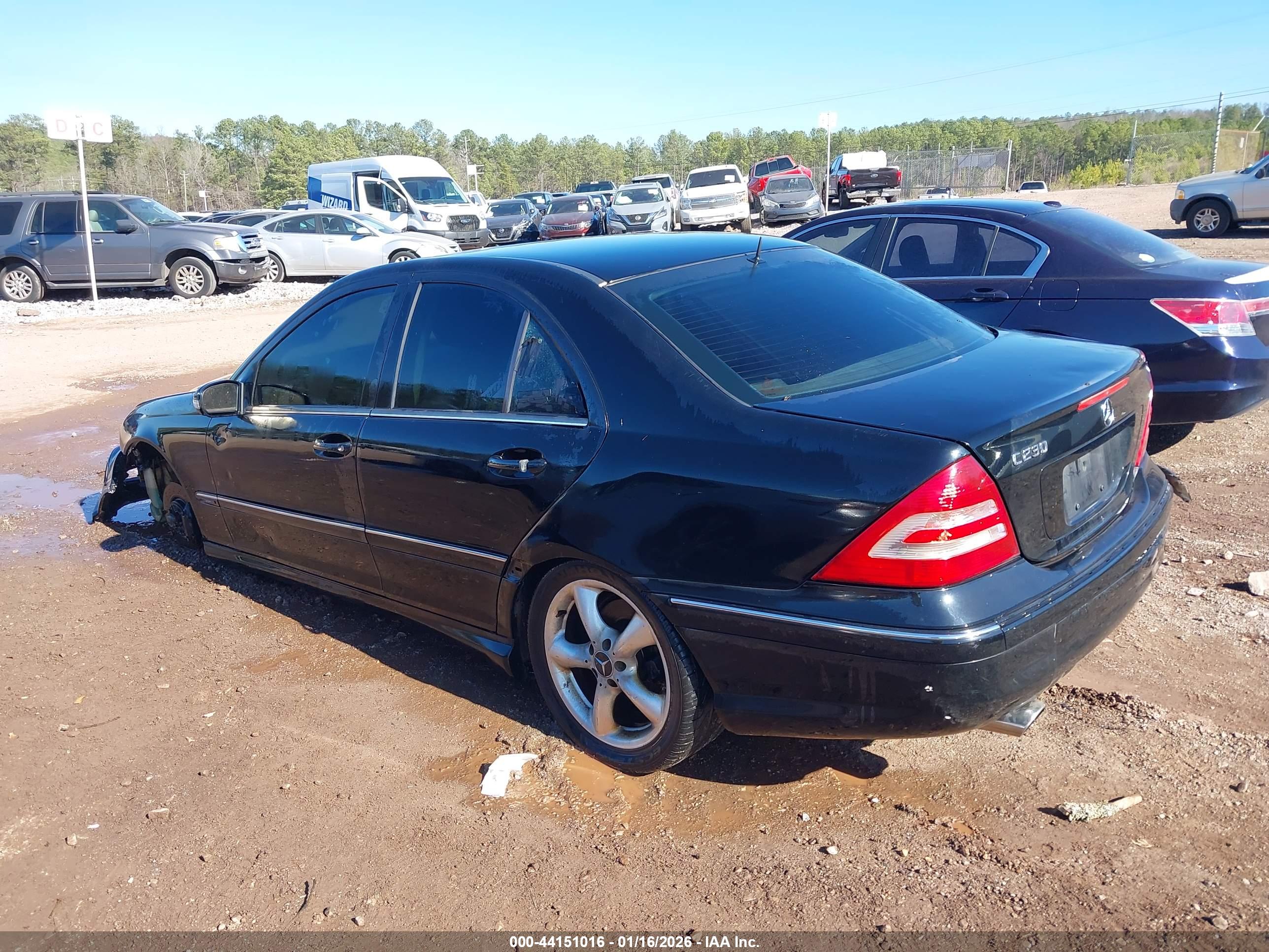 MERCEDES-BENZ C image 3
