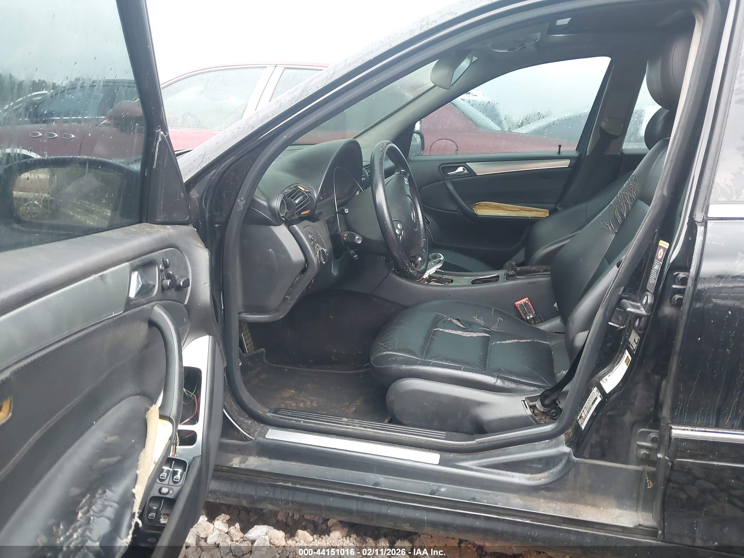 MERCEDES-BENZ C image 5