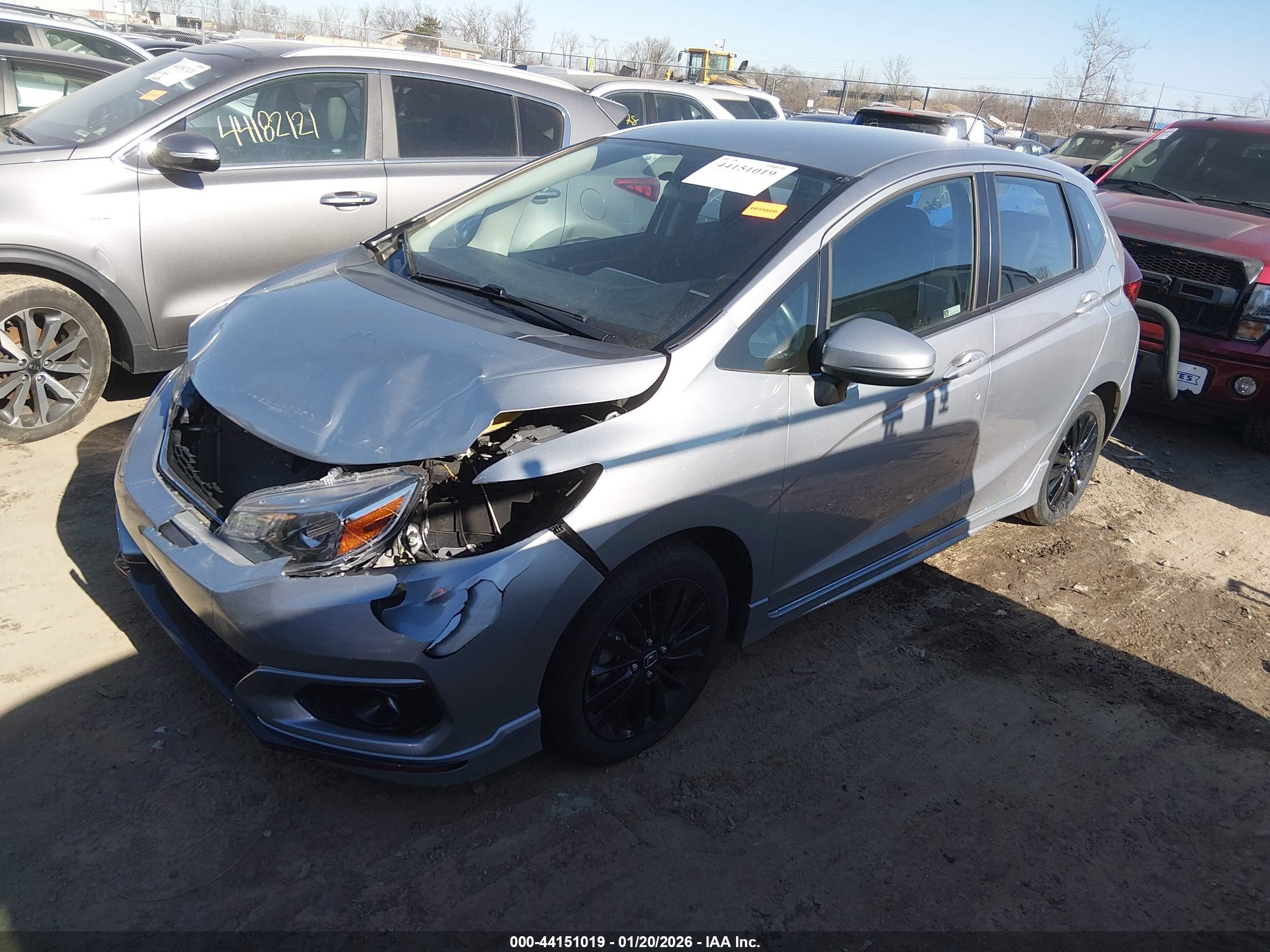HONDA FIT image 2