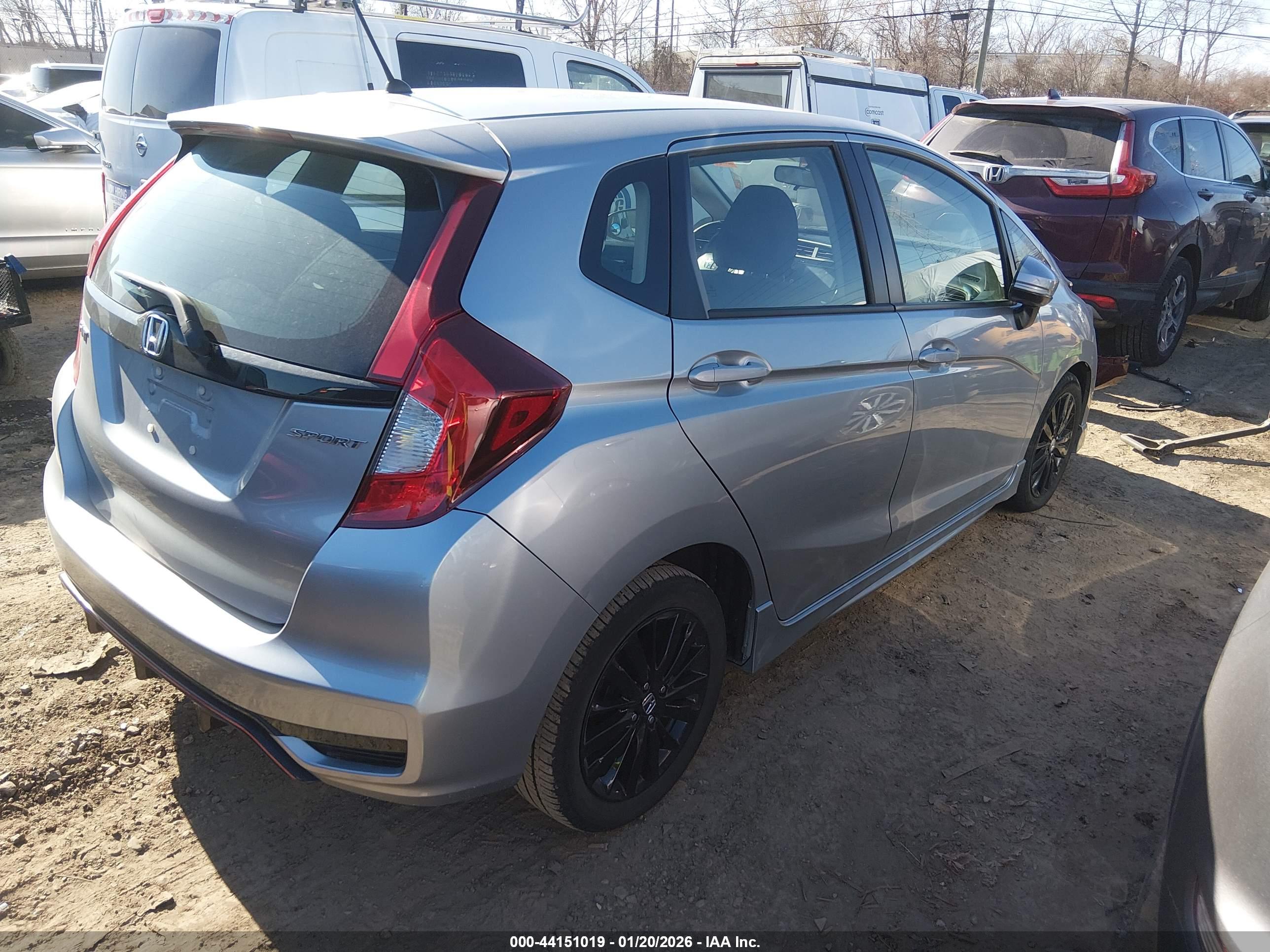 HONDA FIT image 4