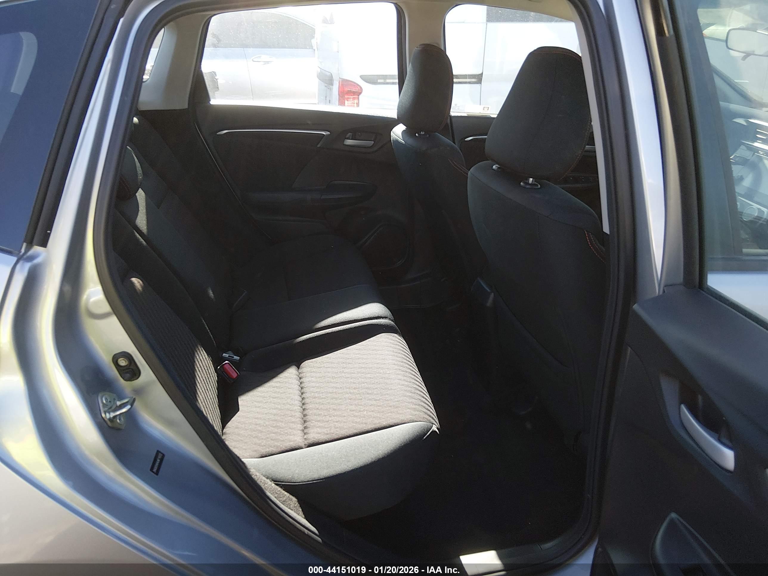HONDA FIT image 8