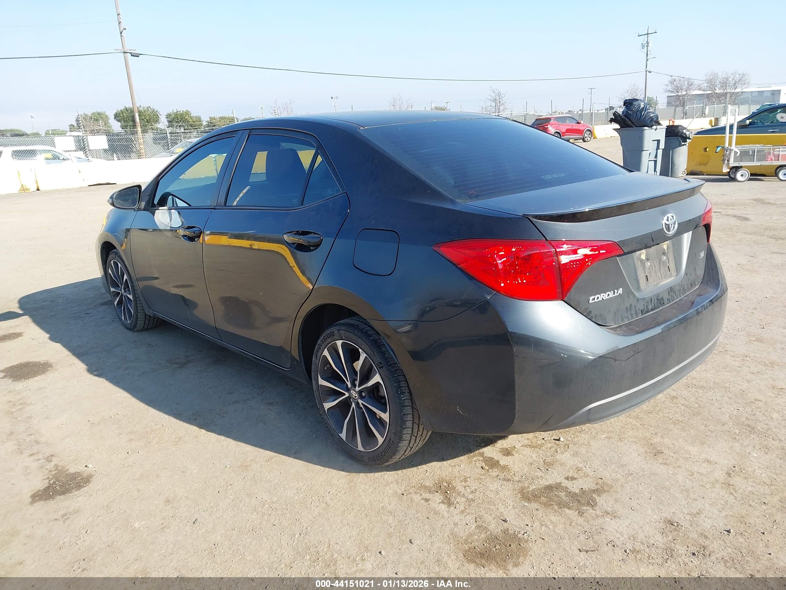 TOYOTA COROLLA image 3