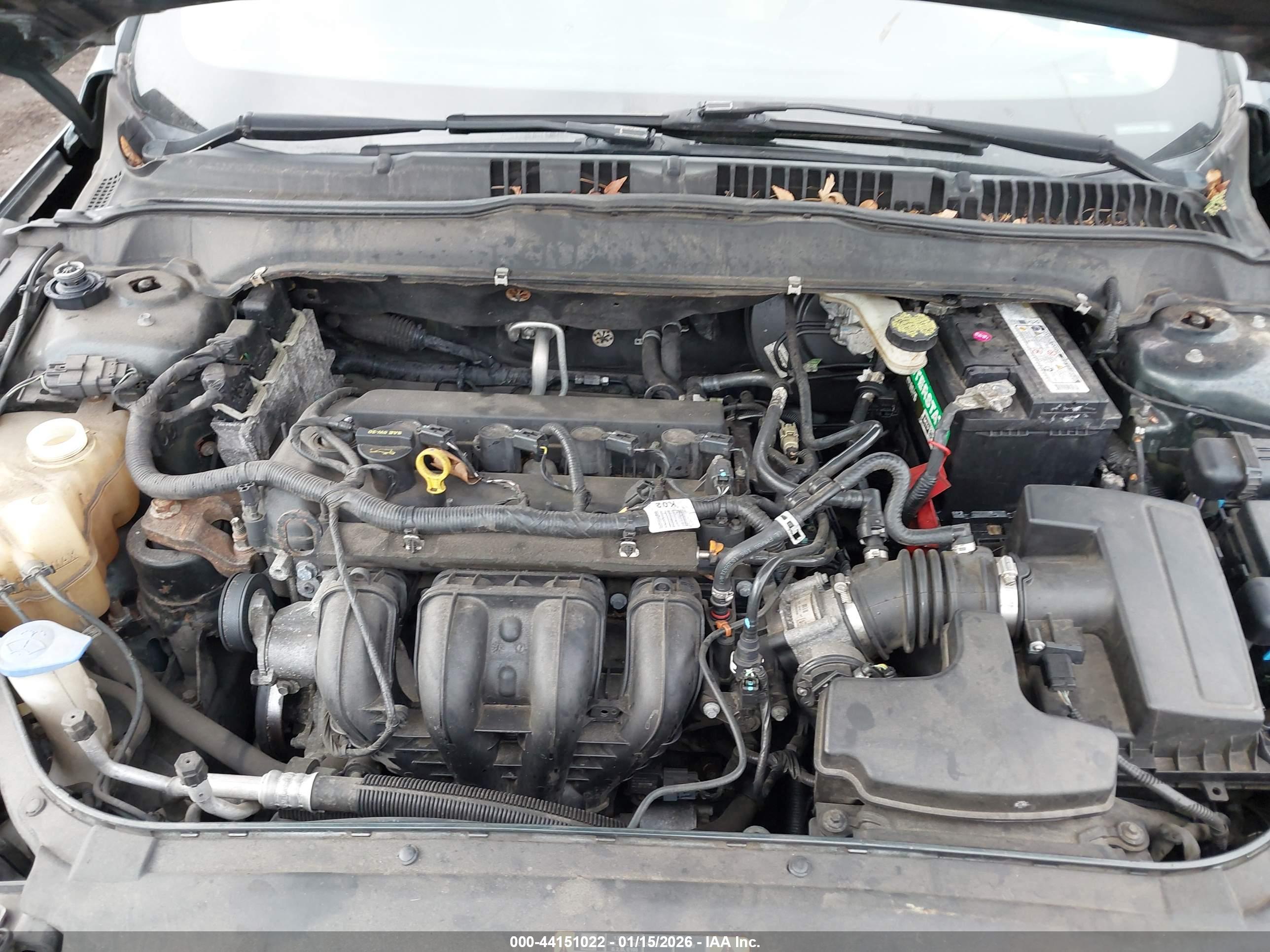 FORD FUSION image 10