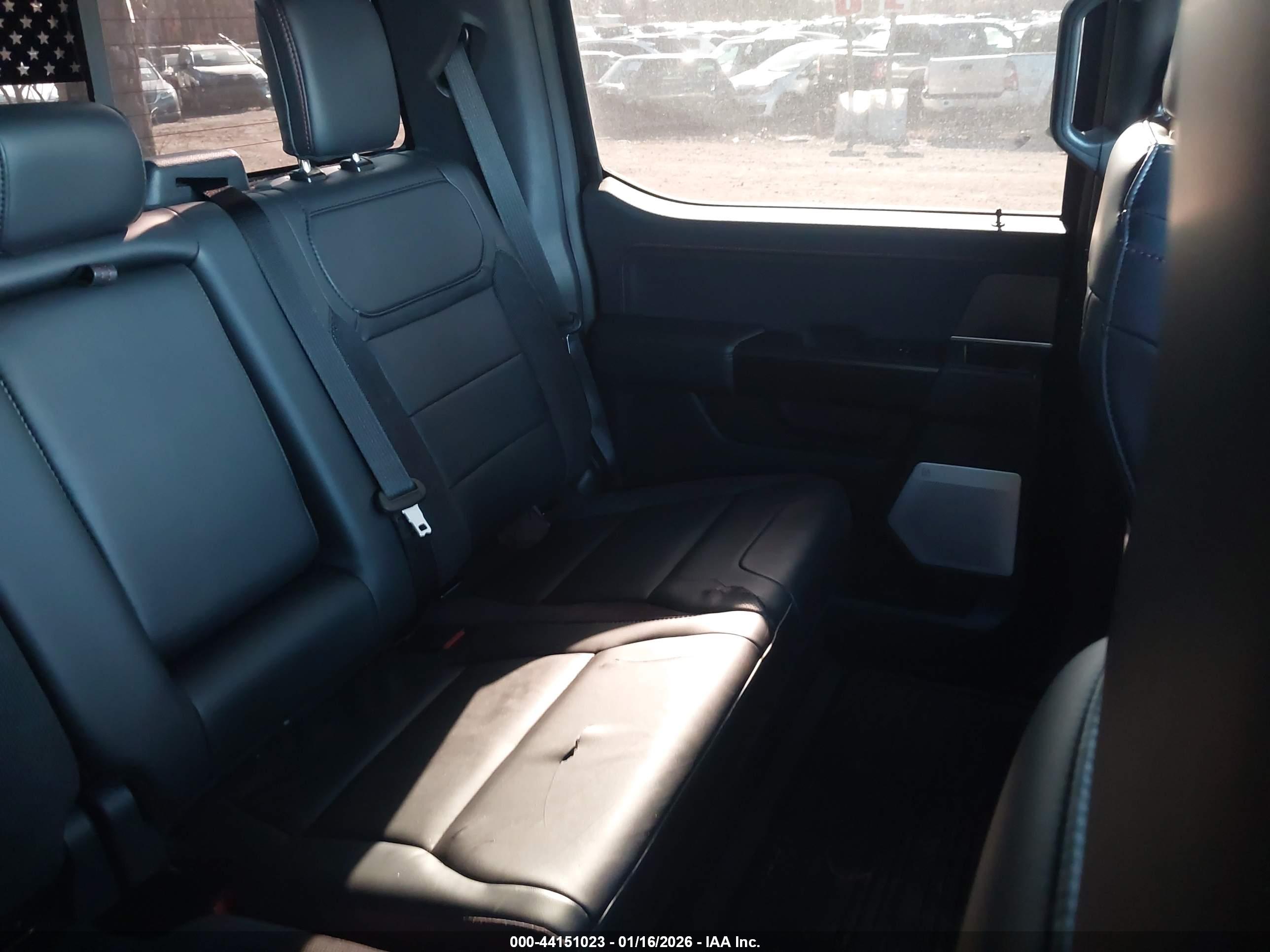 FORD F-150 image 8
