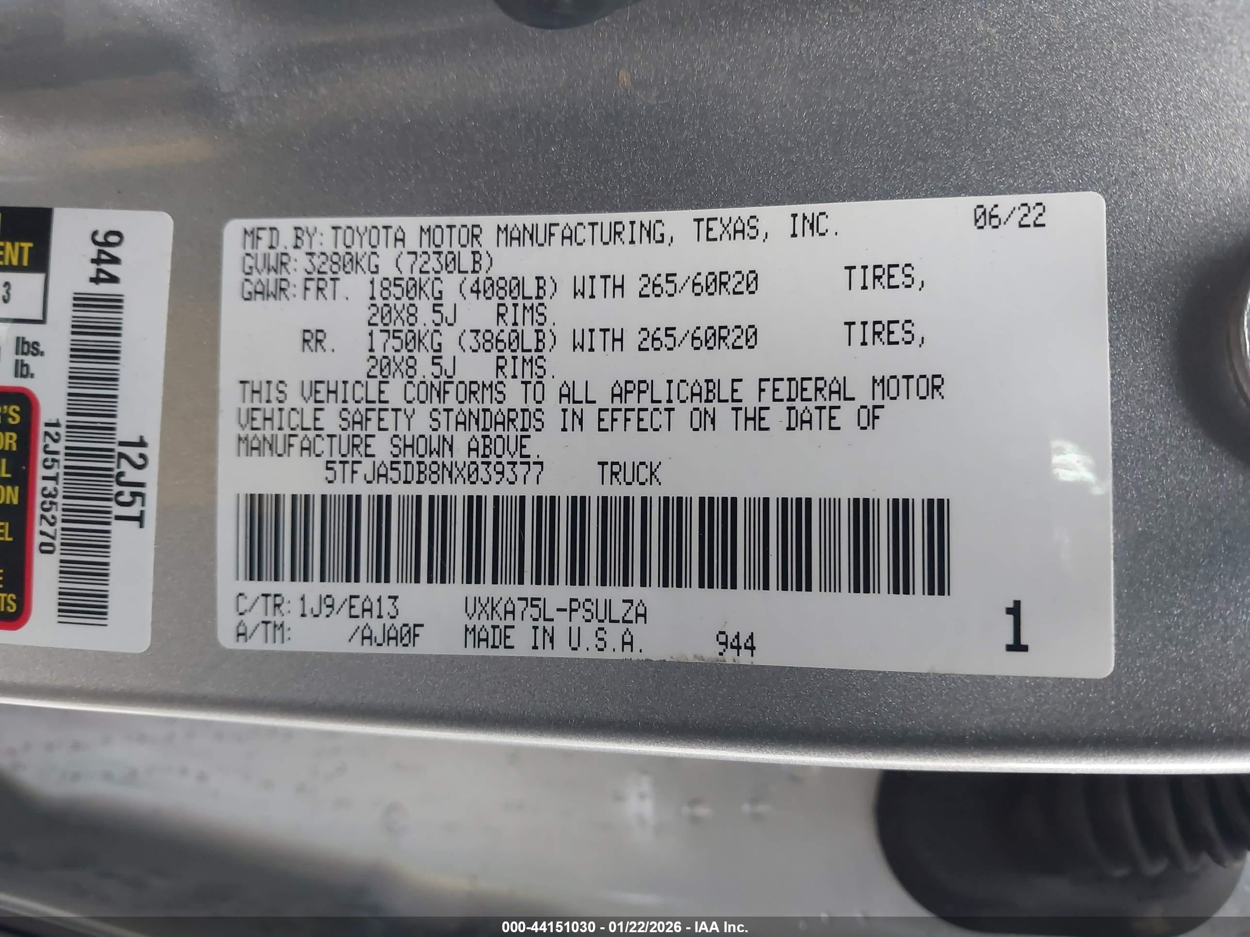 TOYOTA TUNDRA image 9