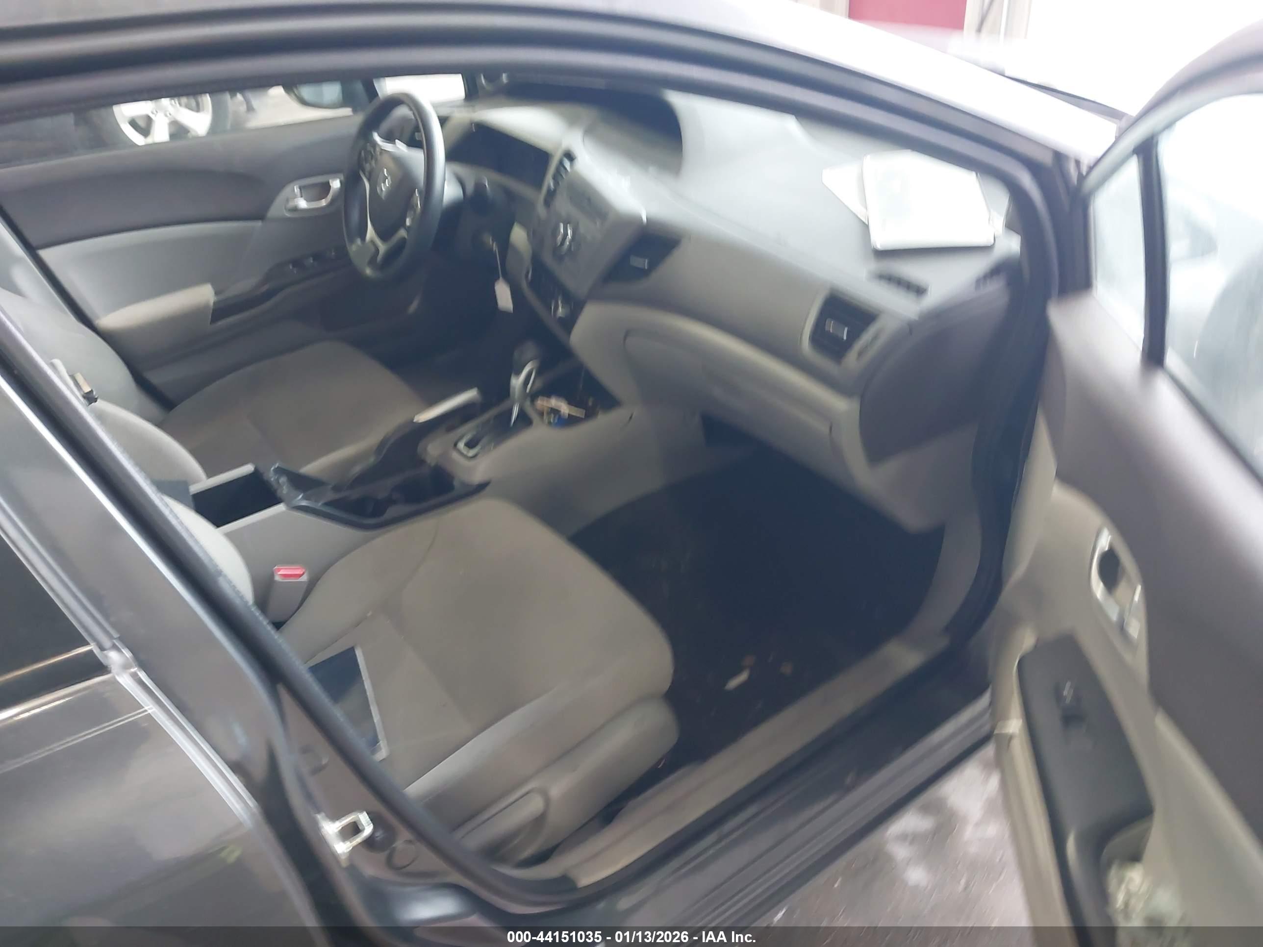 HONDA CIVIC image 5