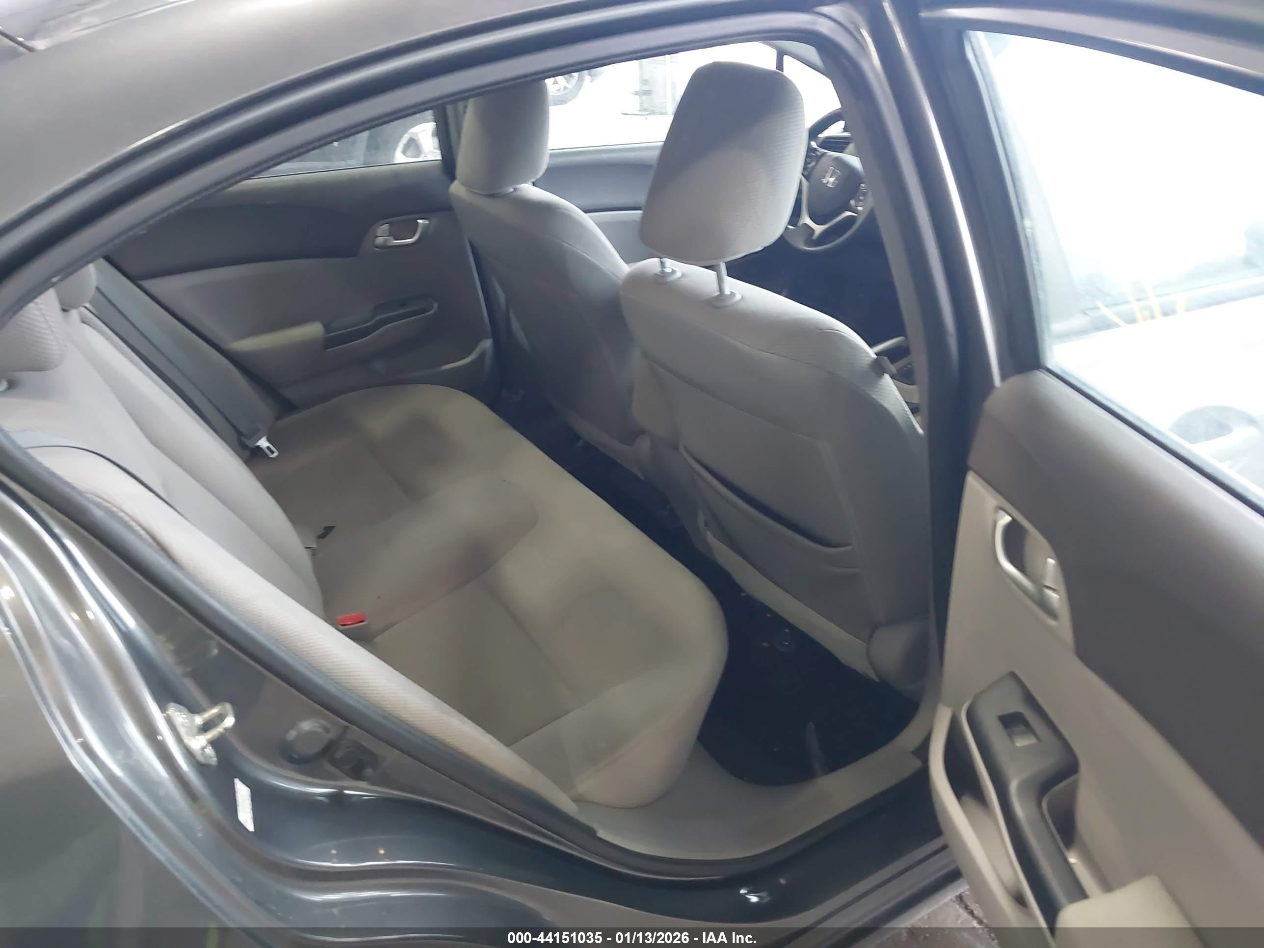 HONDA CIVIC image 8