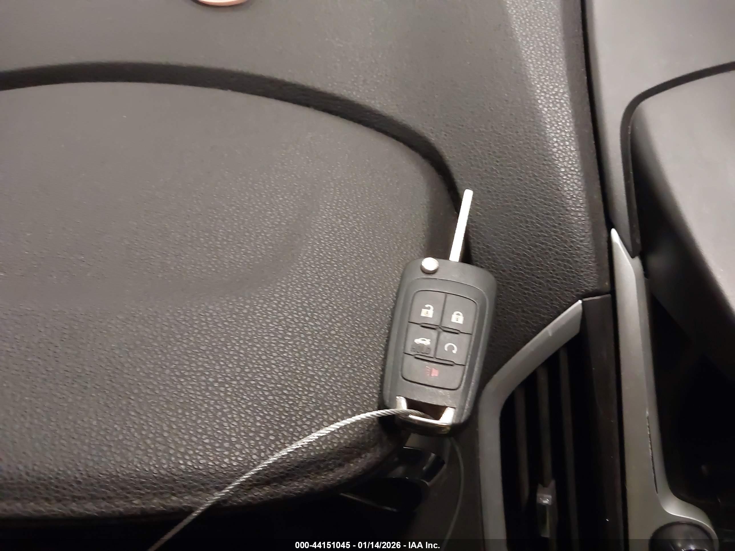 GMC TERRAIN image 11