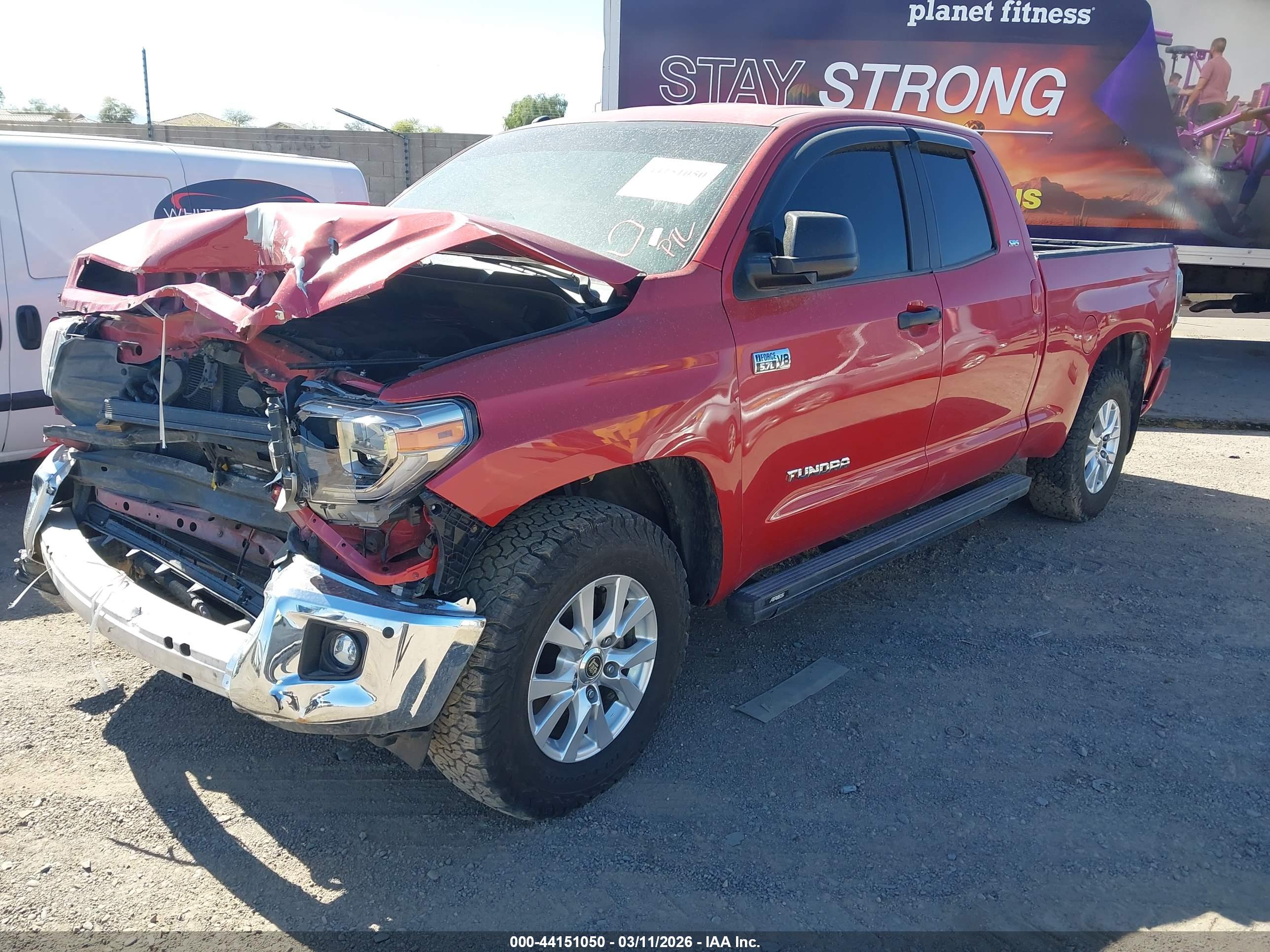 TOYOTA TUNDRA image 2