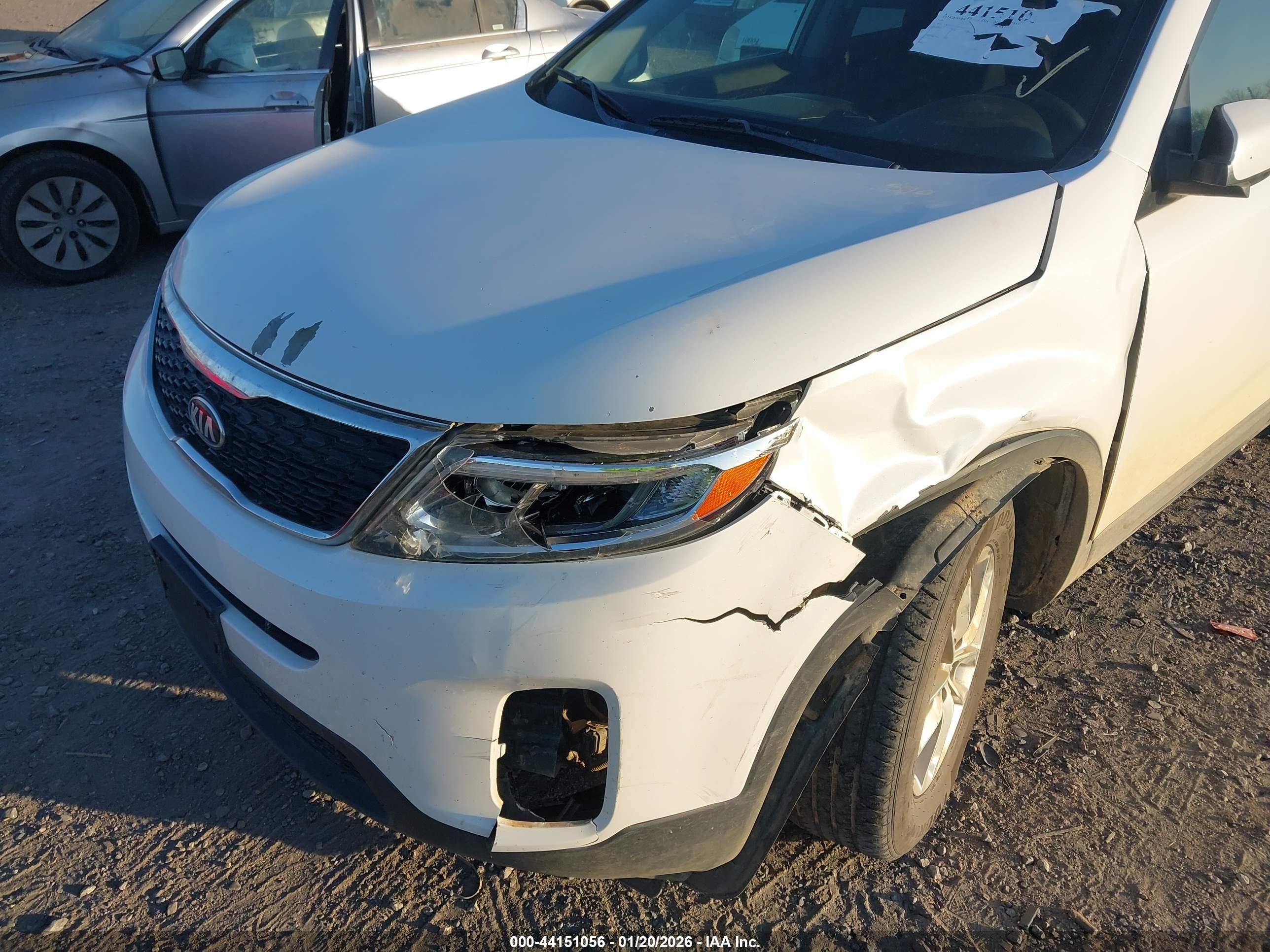 KIA SORENTO image 6