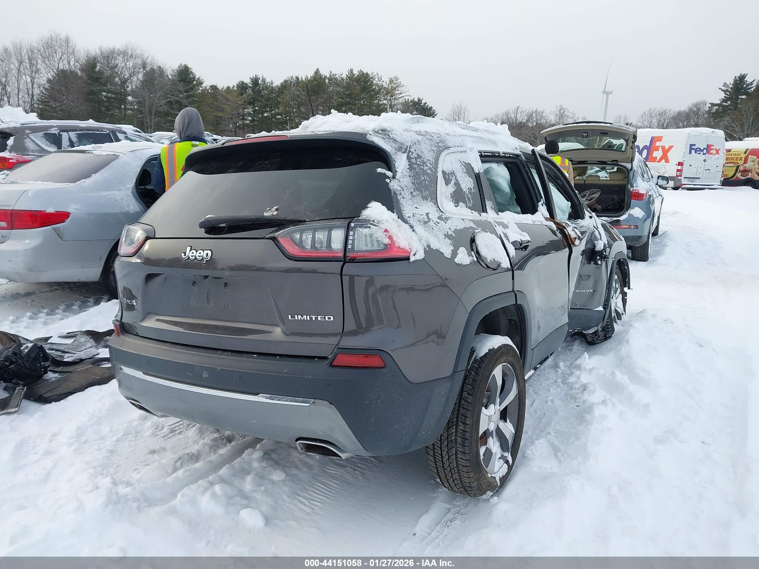 JEEP CHEROKEE image 4