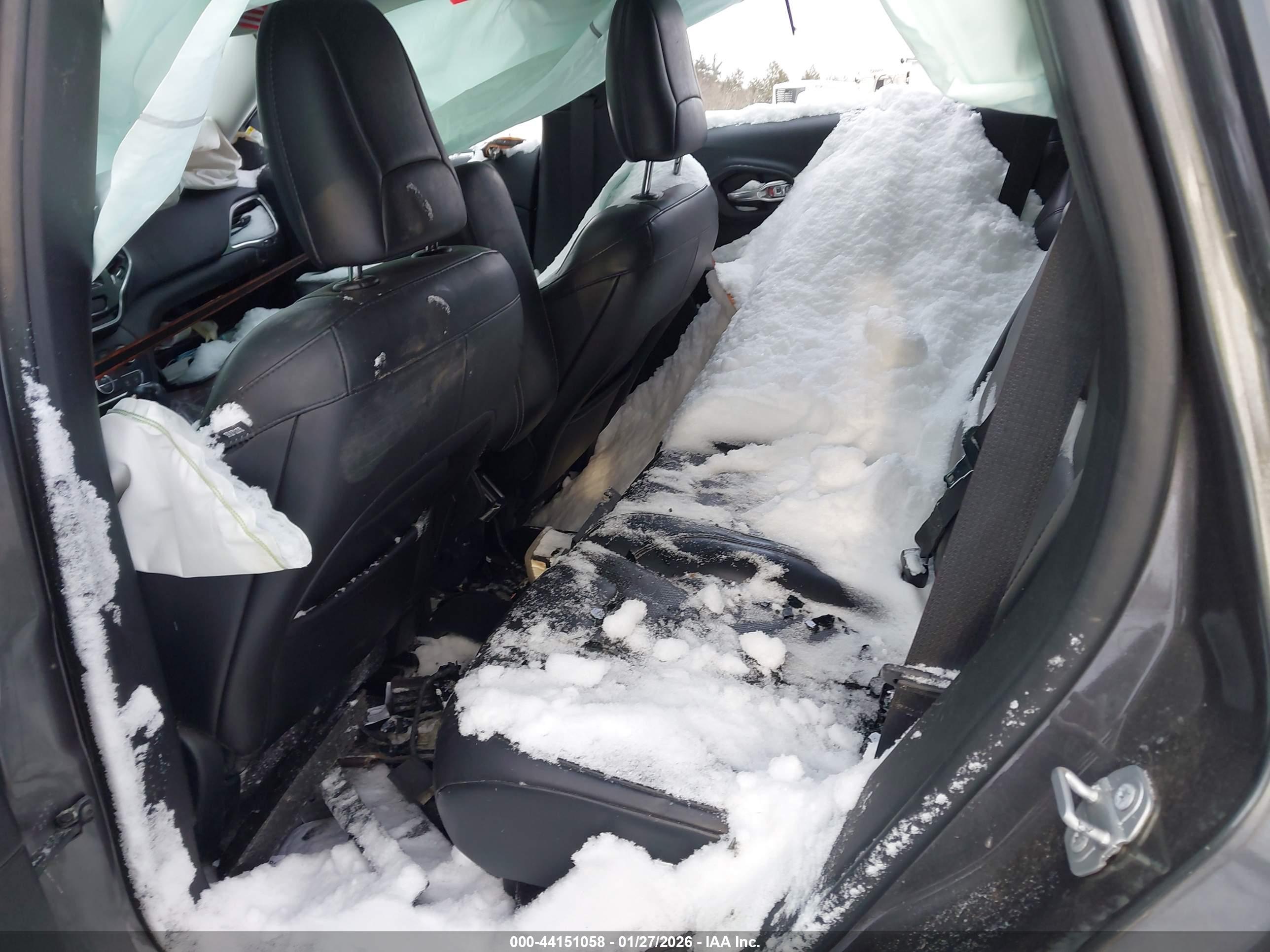 JEEP CHEROKEE image 8