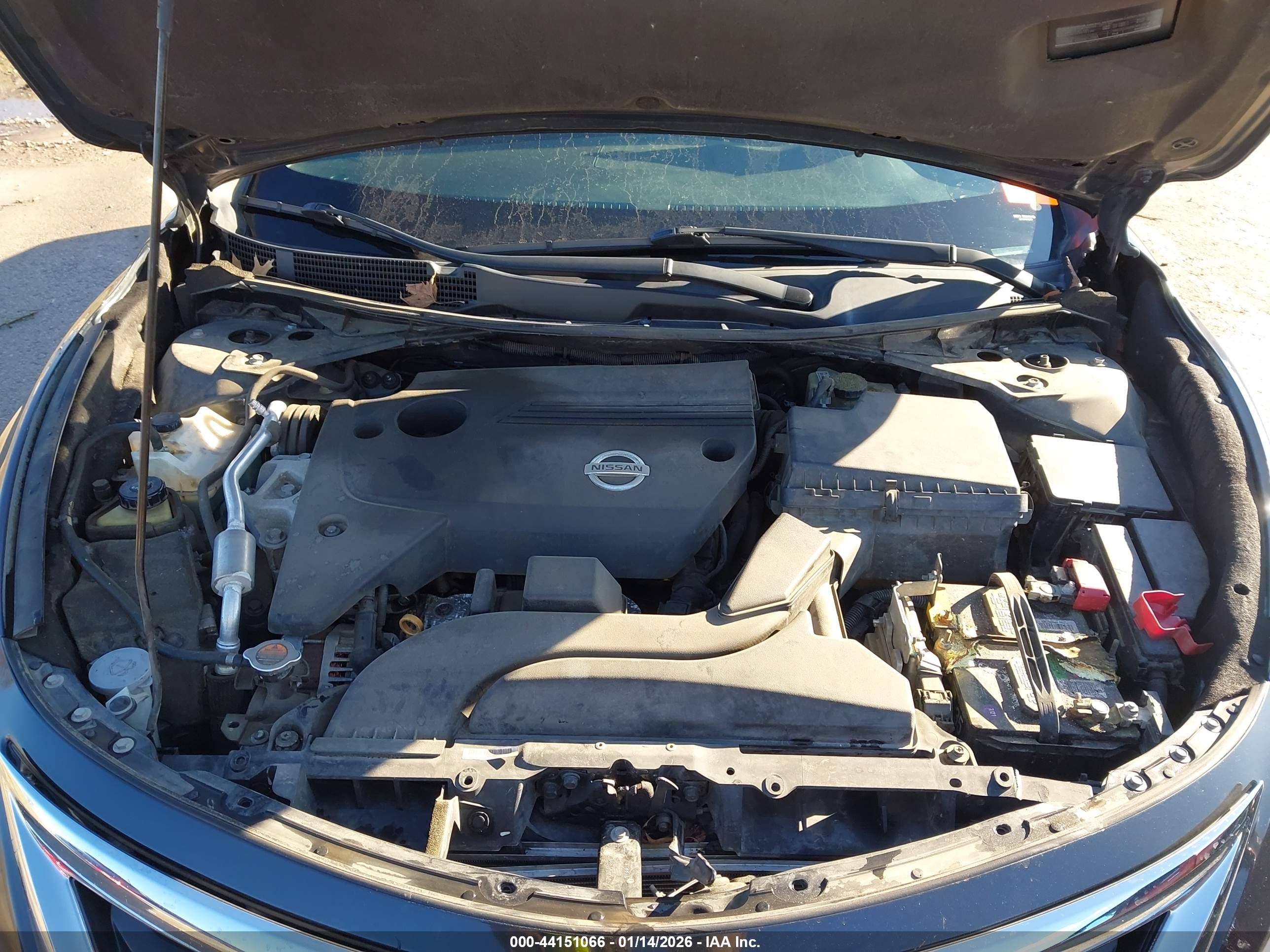 NISSAN ALTIMA image 10