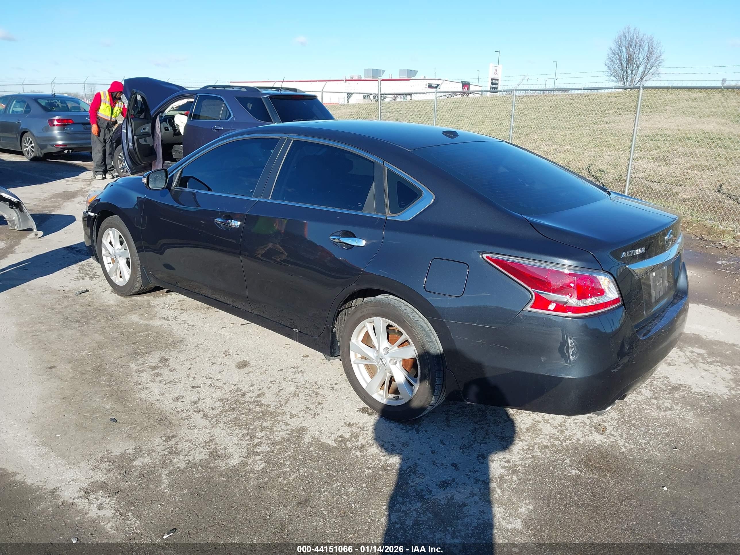 NISSAN ALTIMA image 3