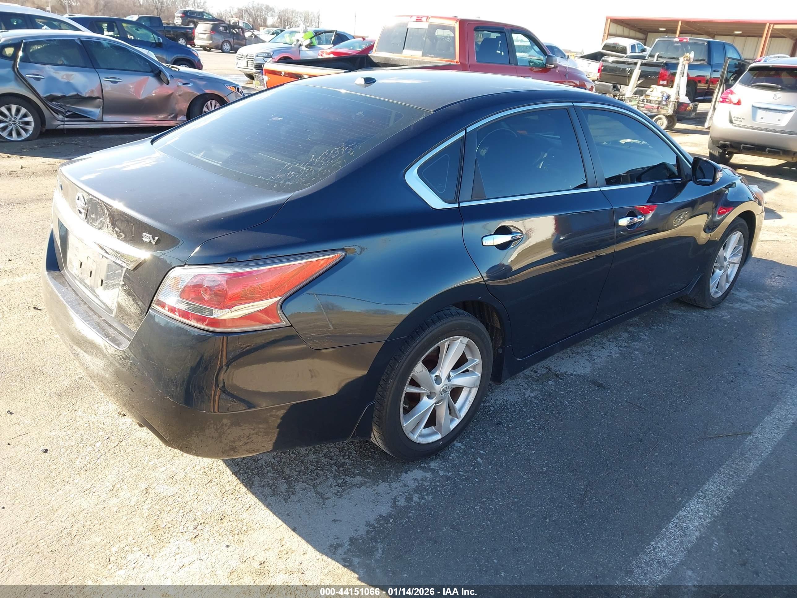 NISSAN ALTIMA image 4