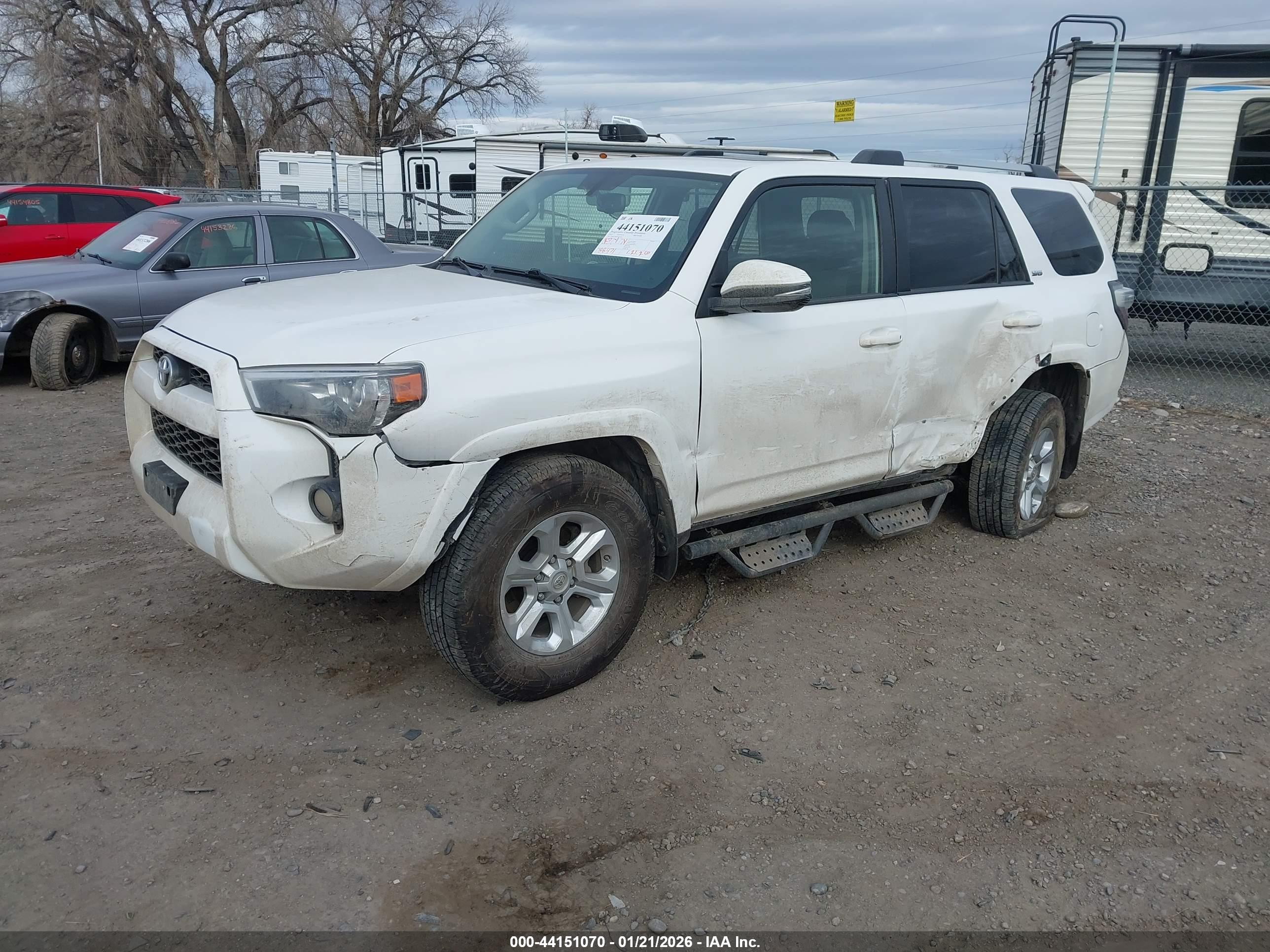 TOYOTA 4RUNNER image 2