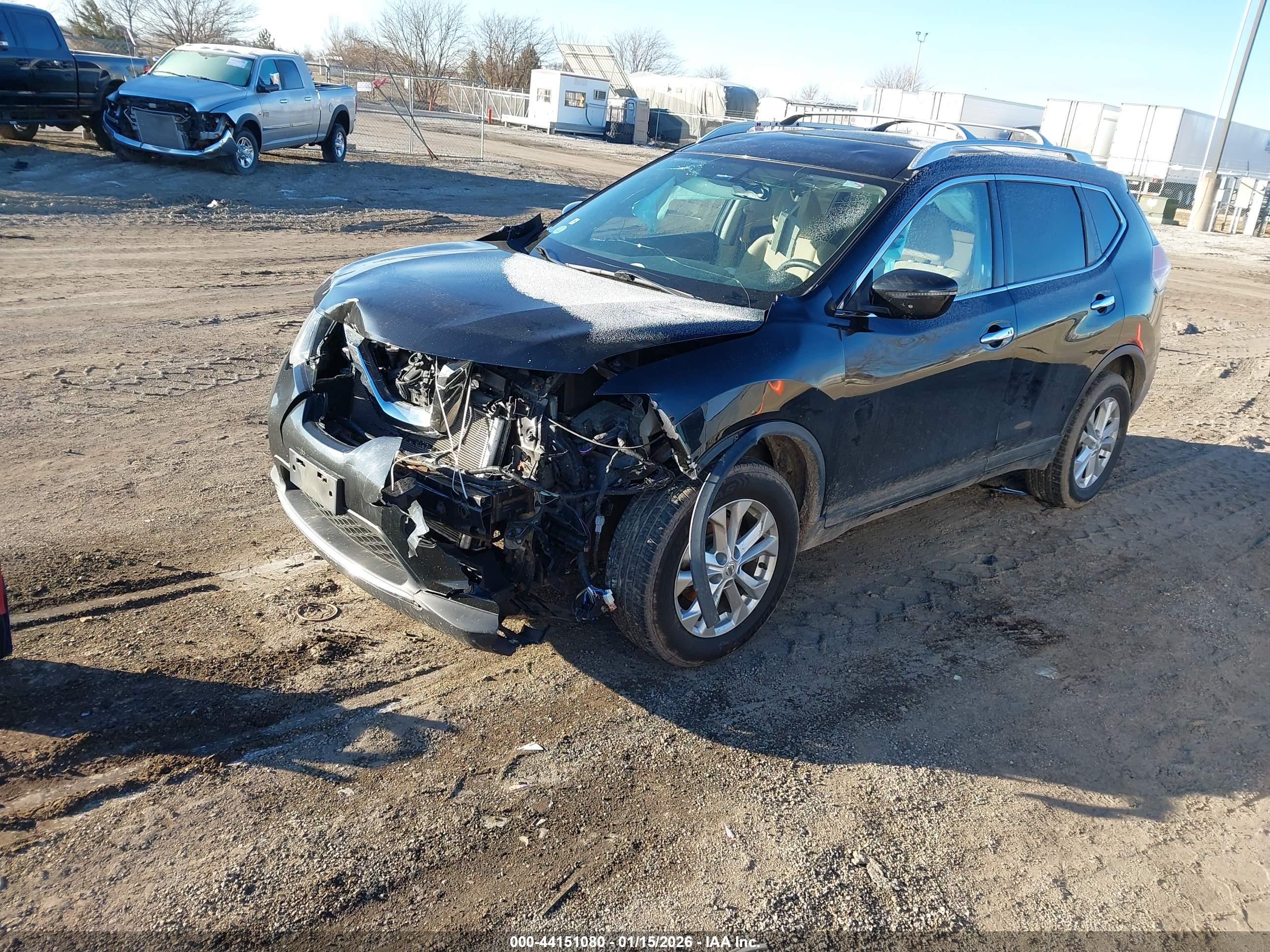NISSAN ROGUE image 2