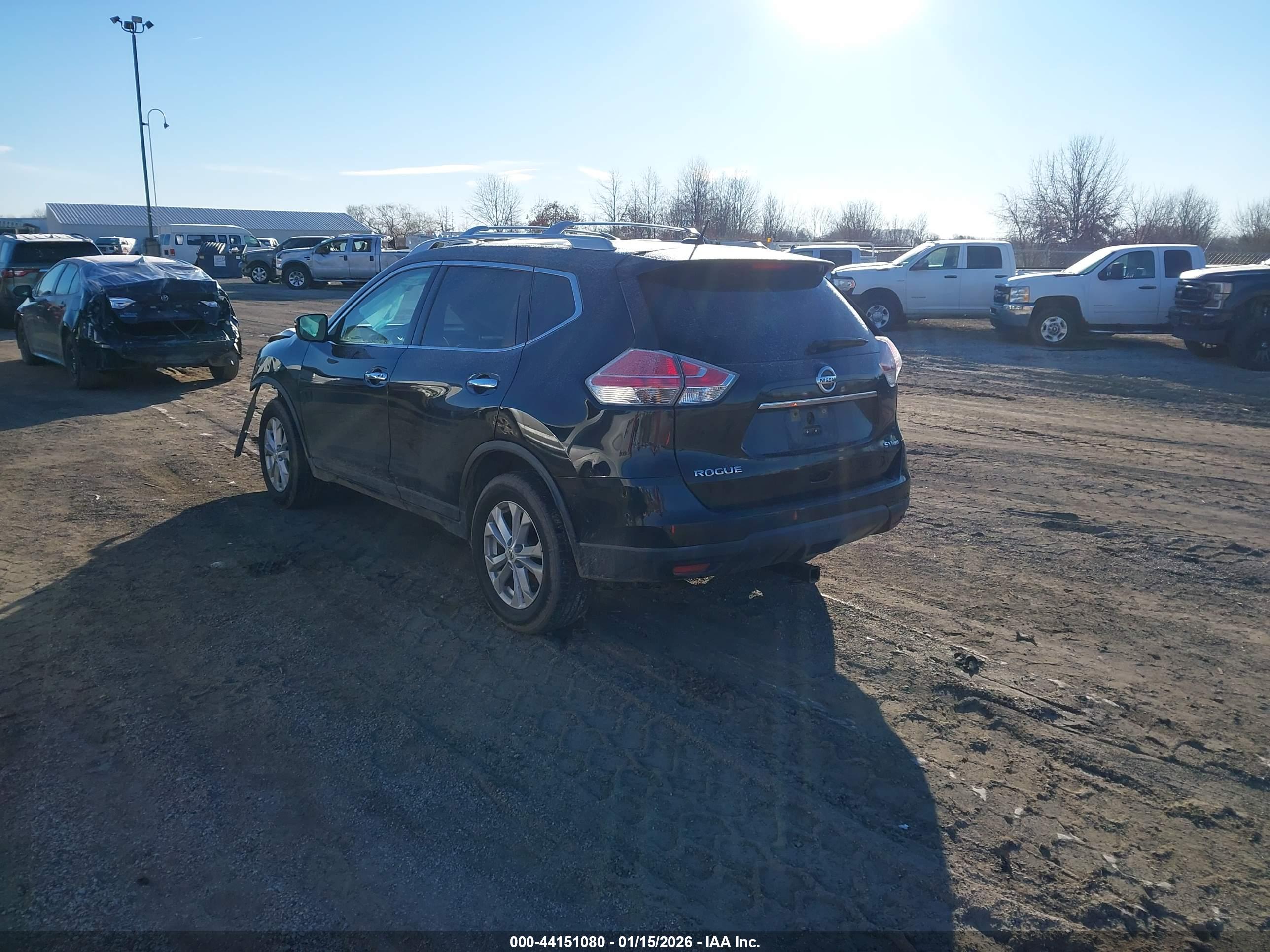 NISSAN ROGUE image 3