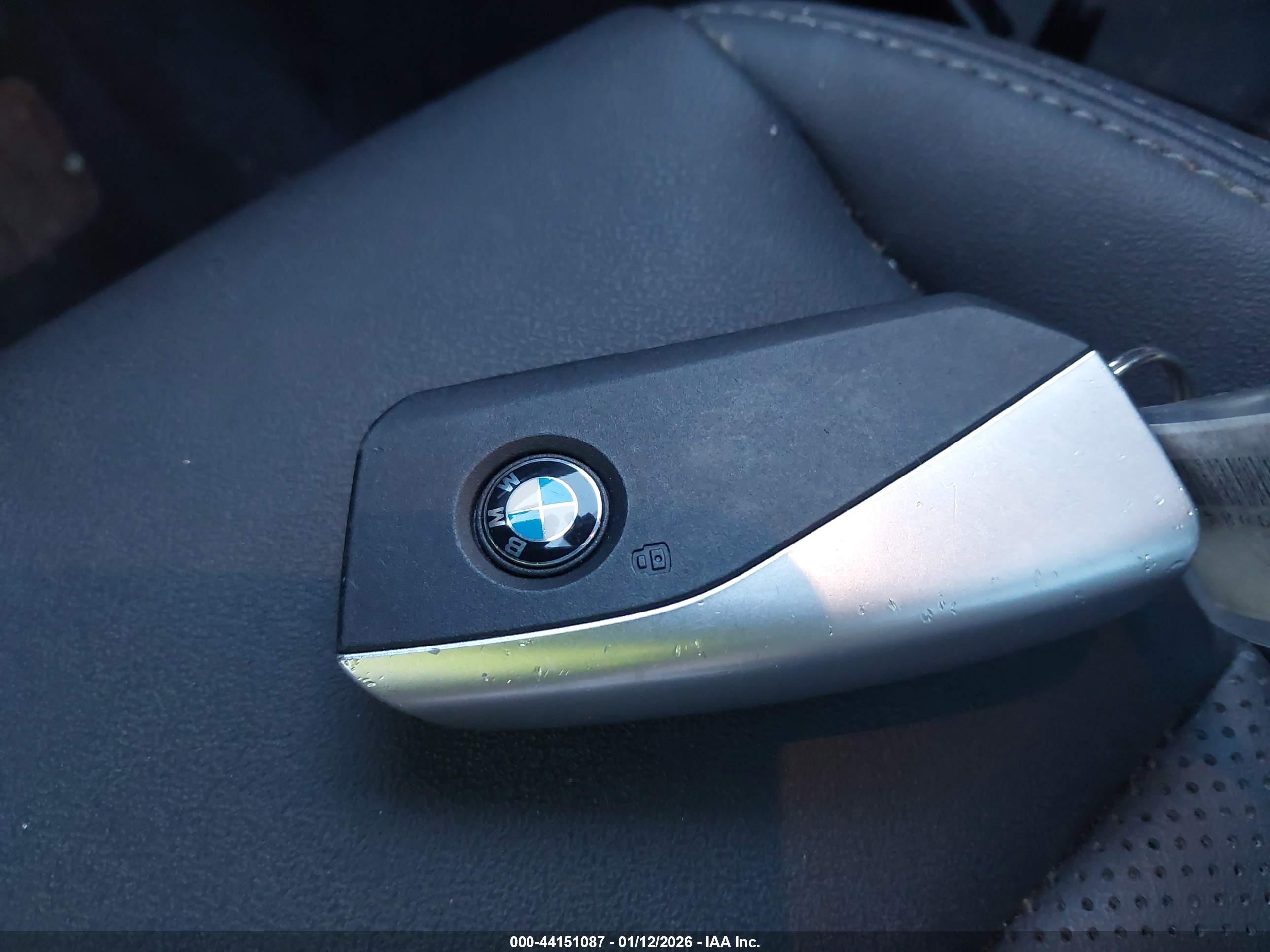 BMW X1 image 11
