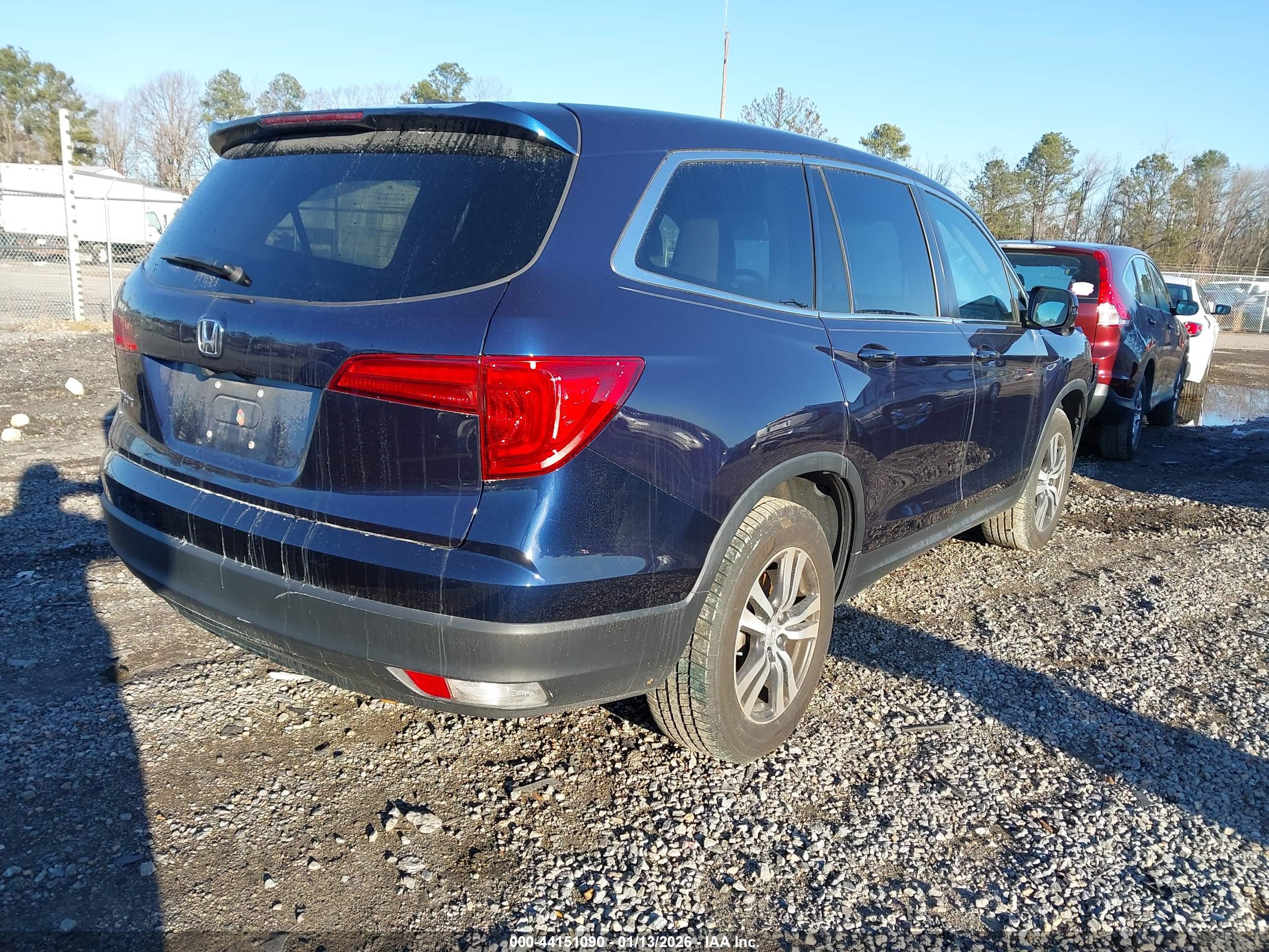 HONDA PILOT image 4