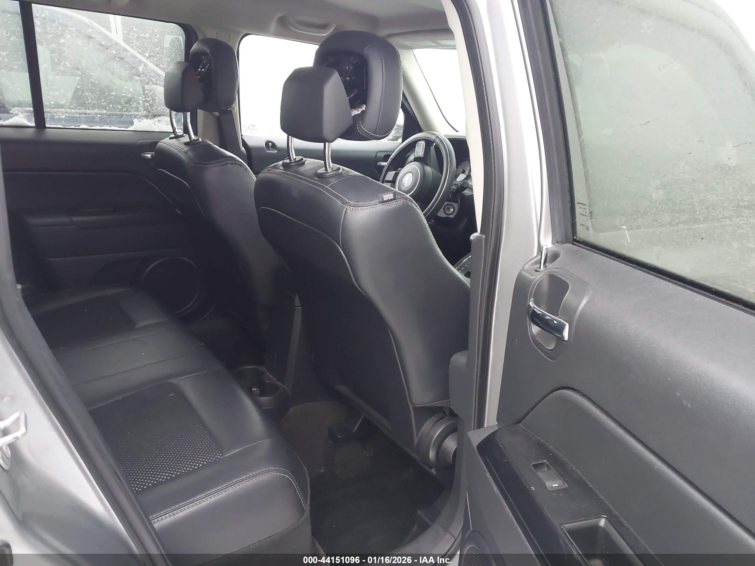 JEEP PATRIOT image 8