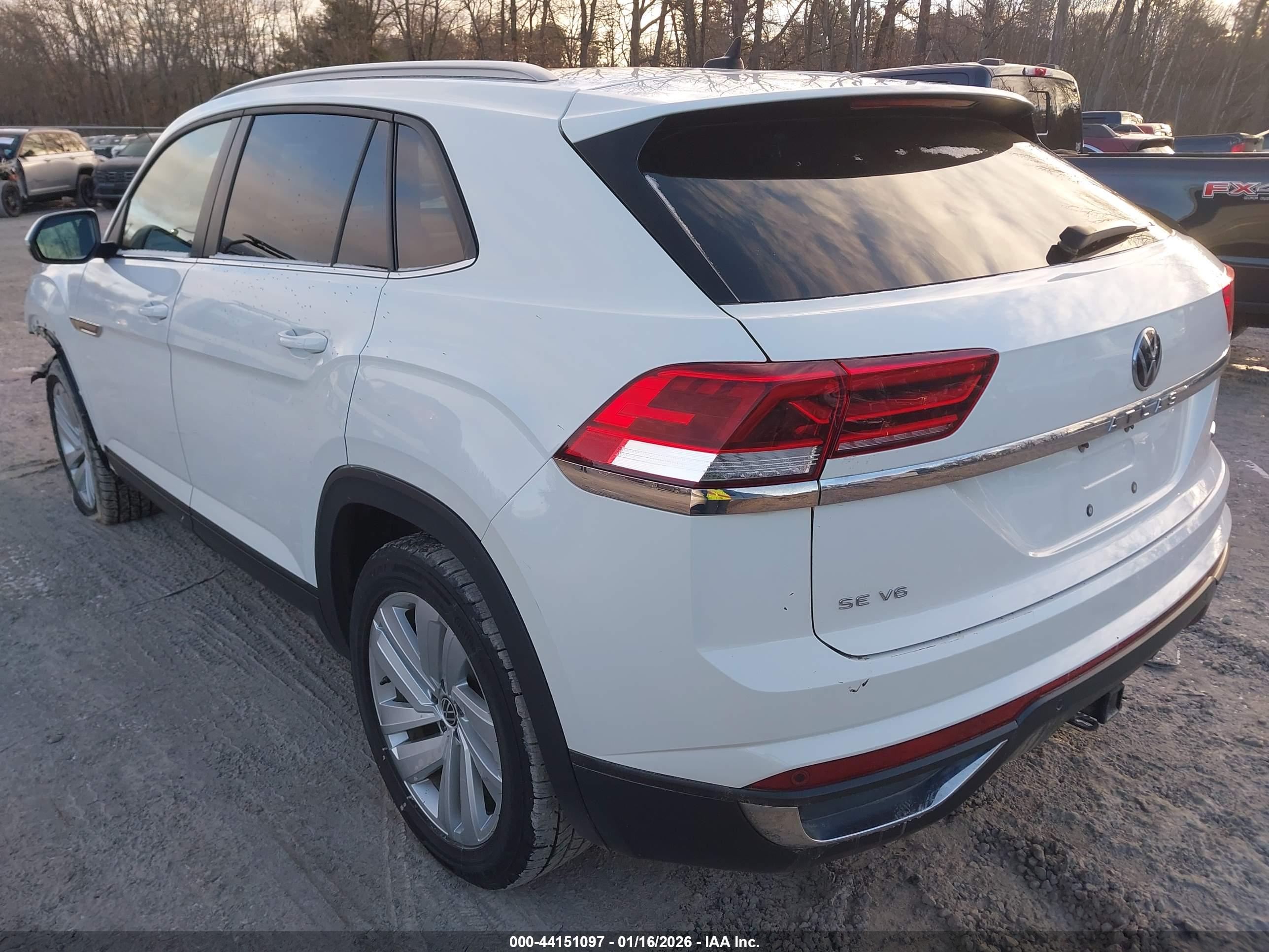 VOLKSWAGEN ATLAS image 3