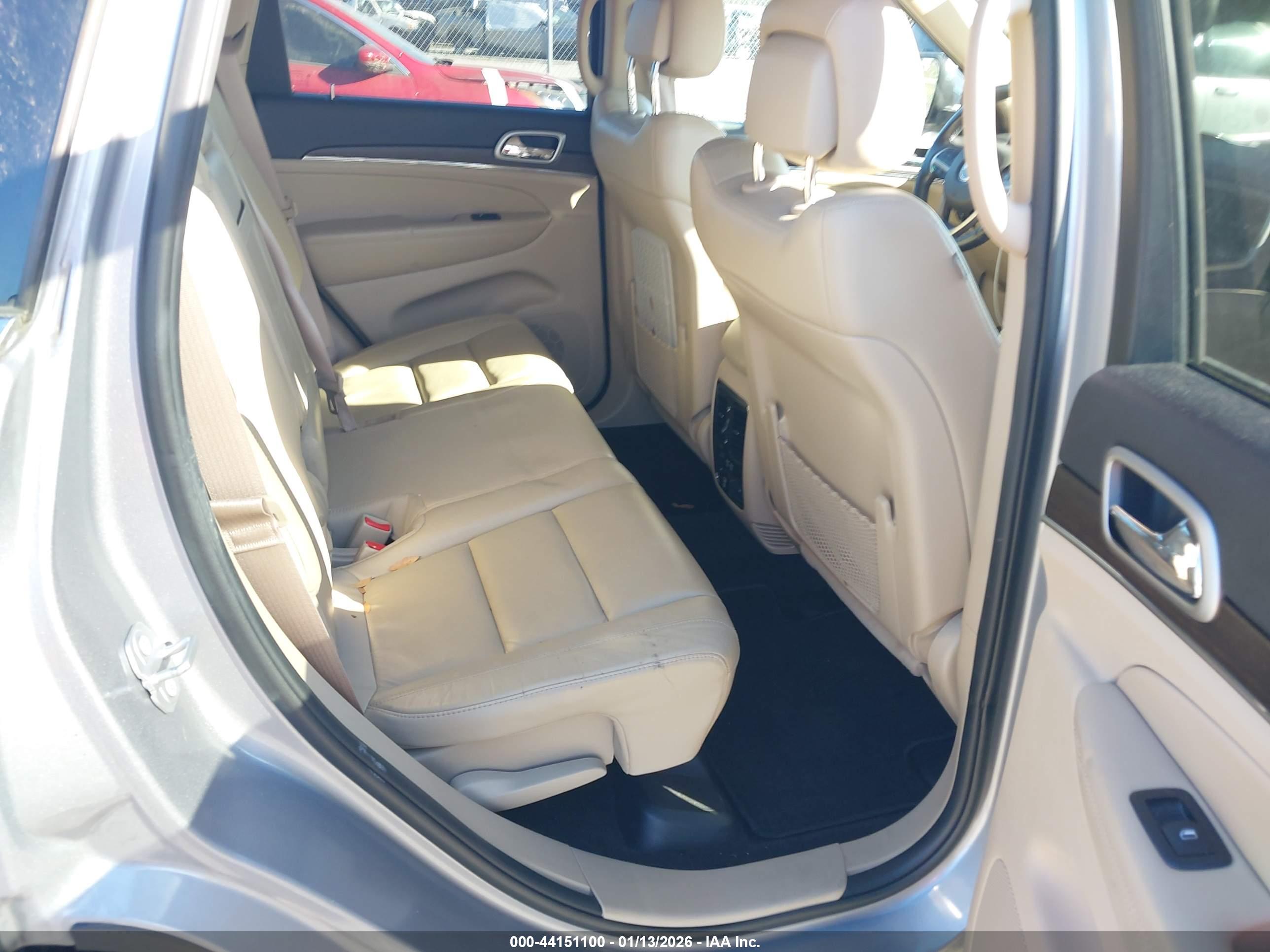 JEEP GRAND image 8