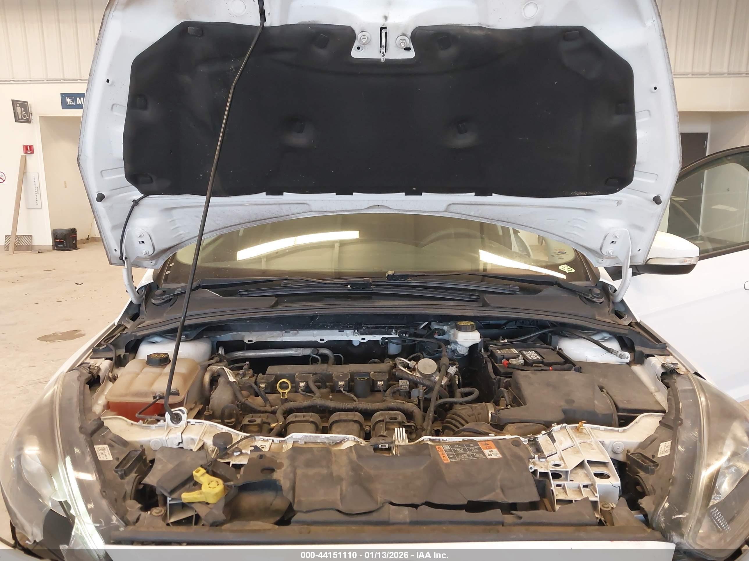 FORD FOCUS image 10
