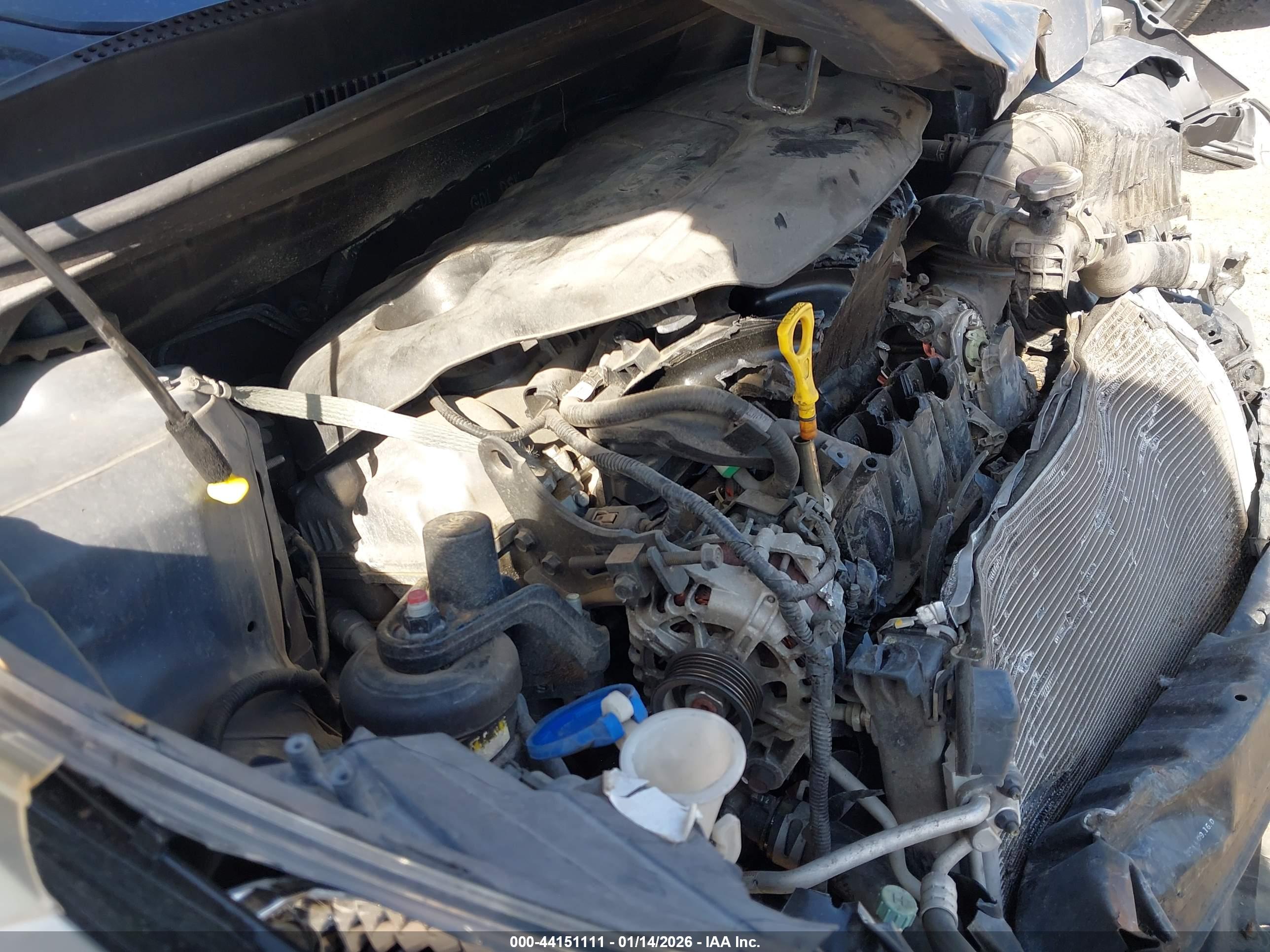 HYUNDAI ACCENT image 10