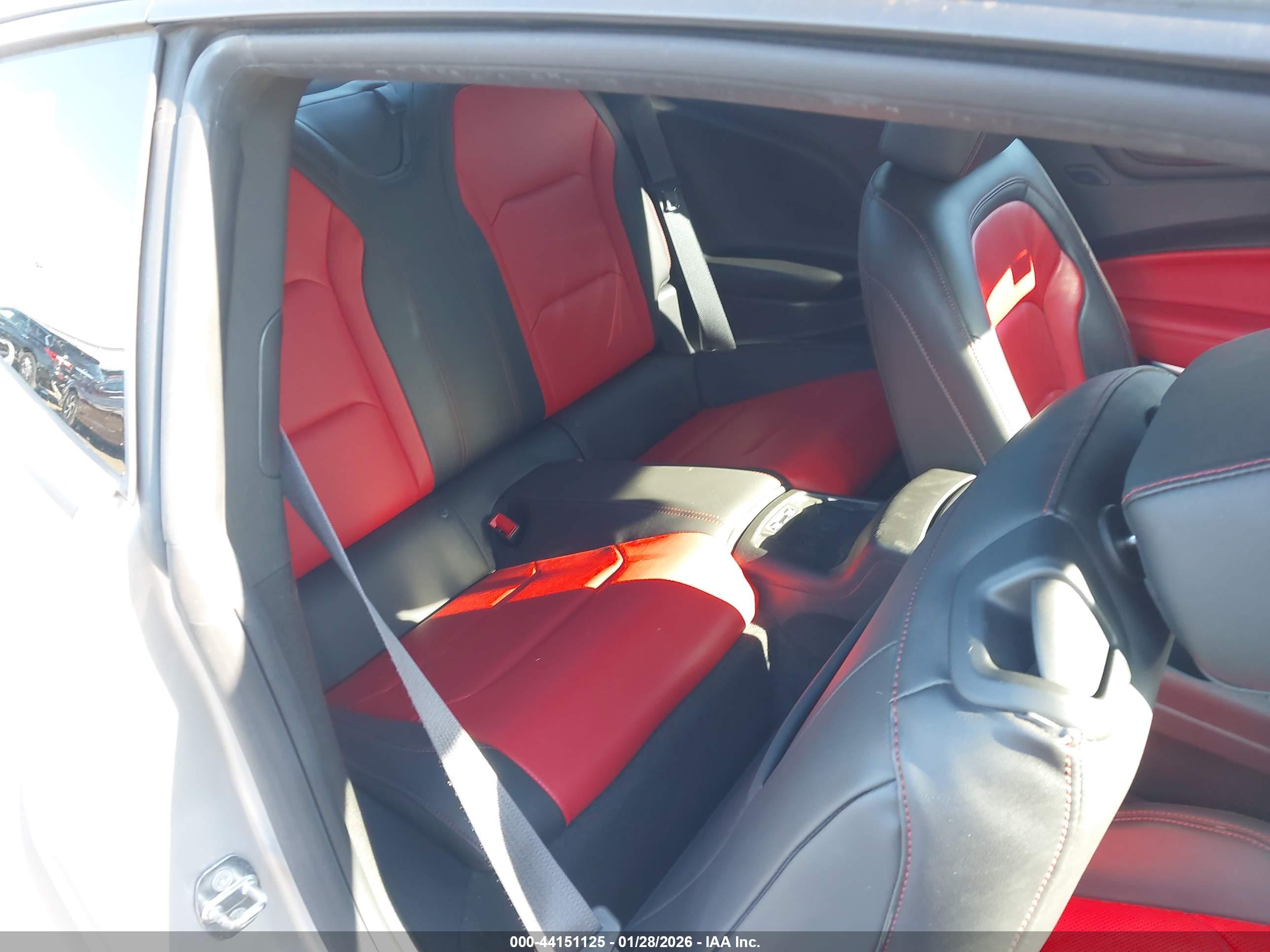 CHEVROLET CAMARO image 8