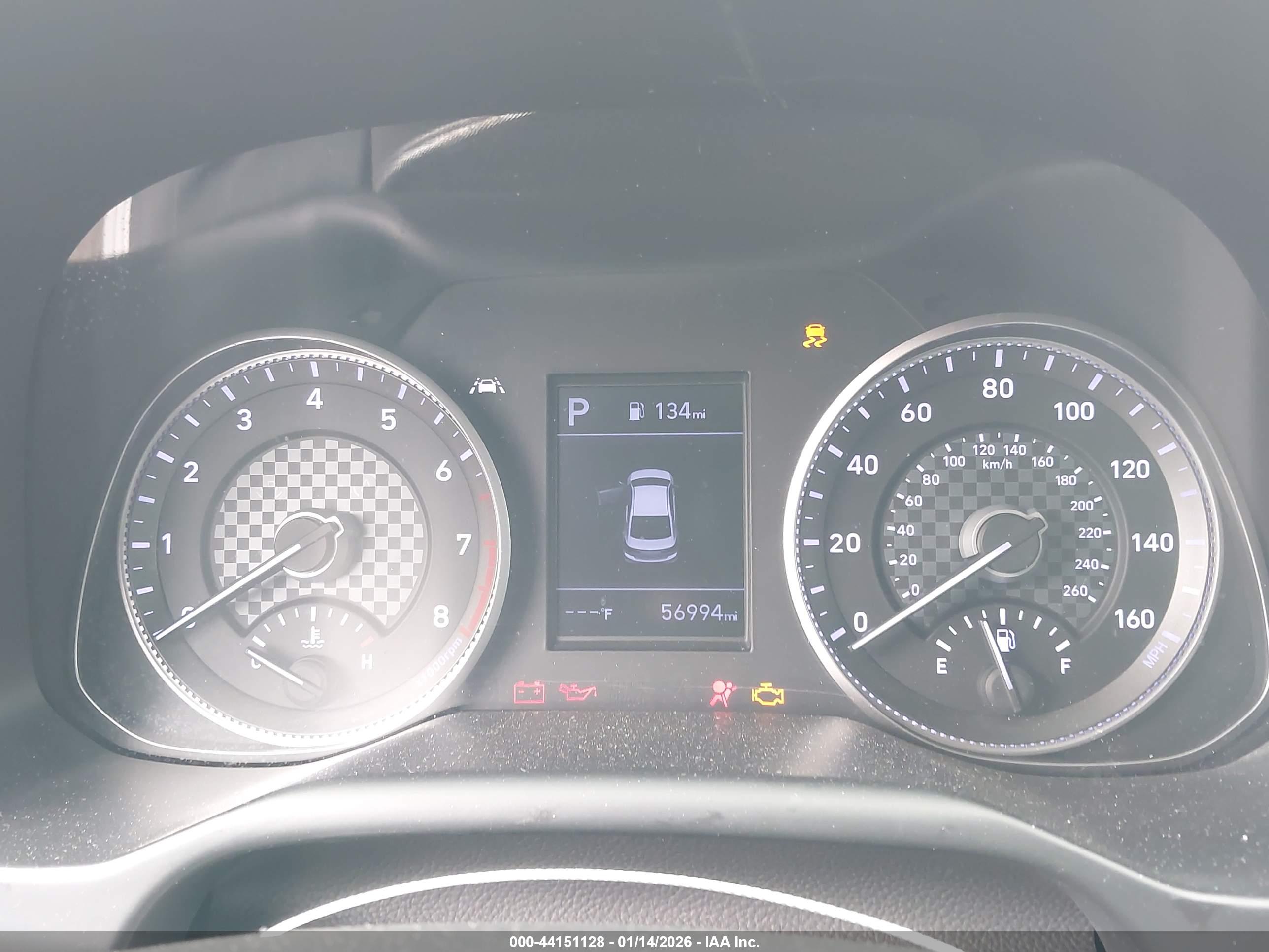 HYUNDAI ELANTRA image 7