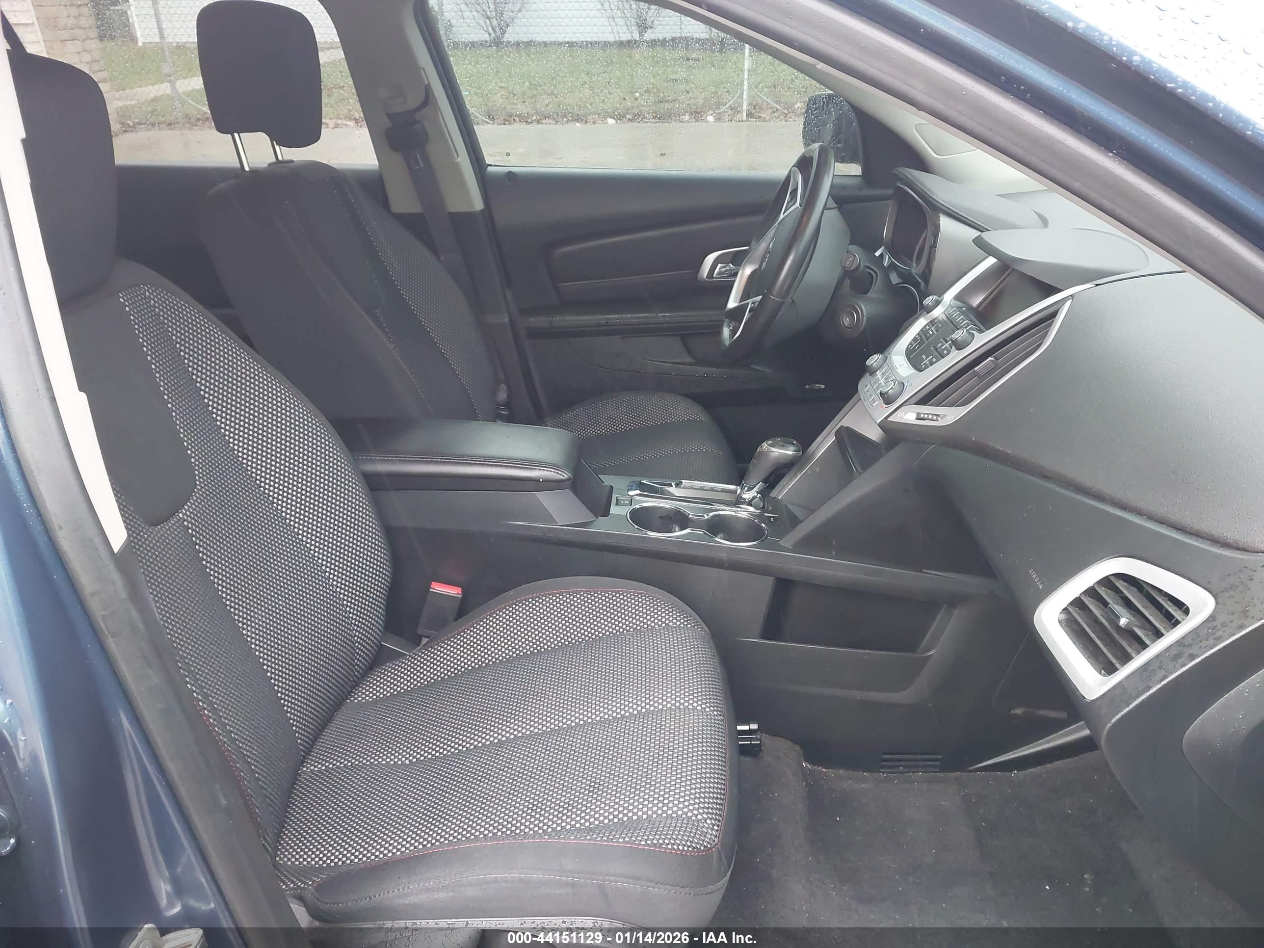 GMC TERRAIN image 5
