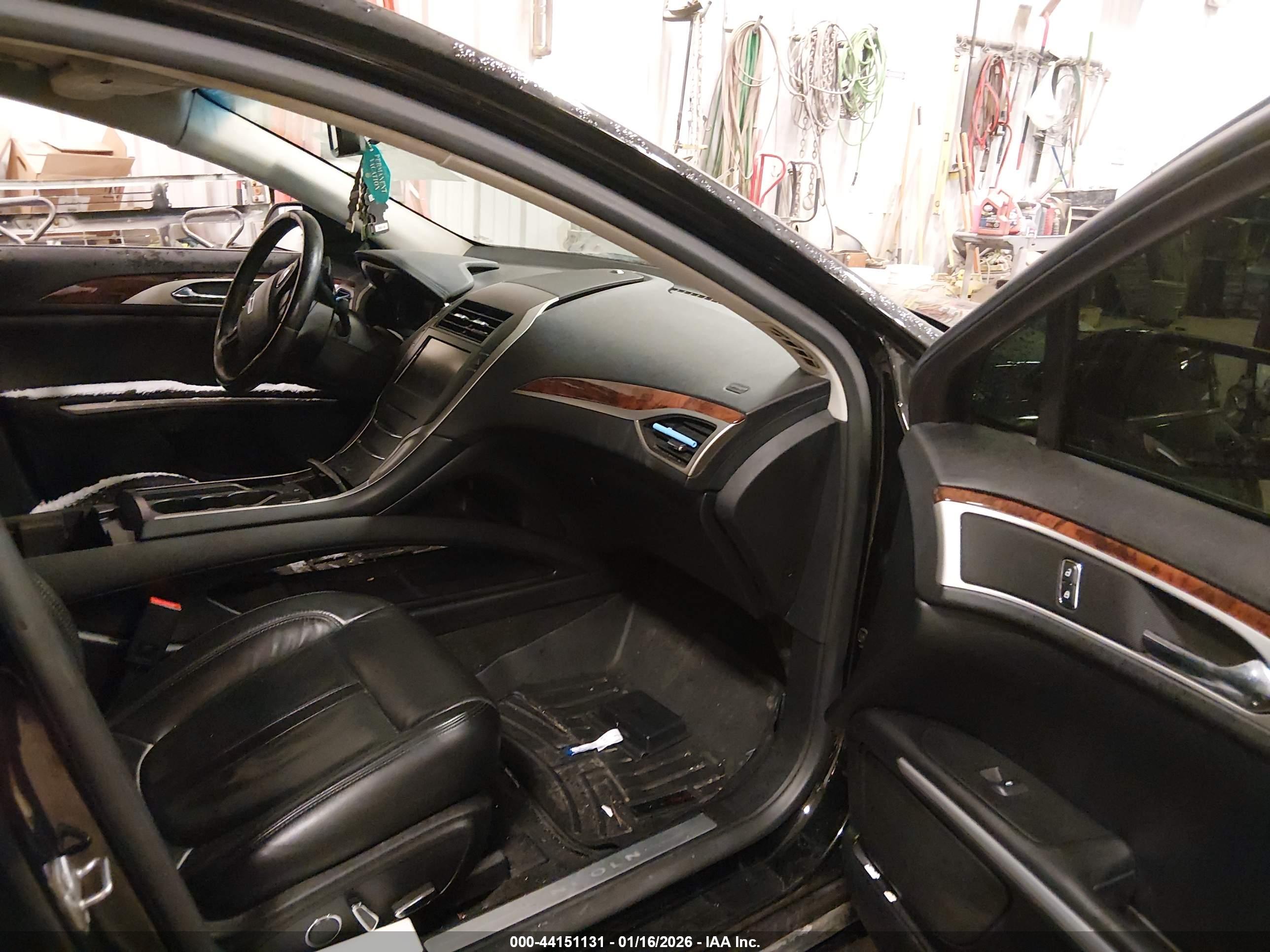 LINCOLN MKZ image 5