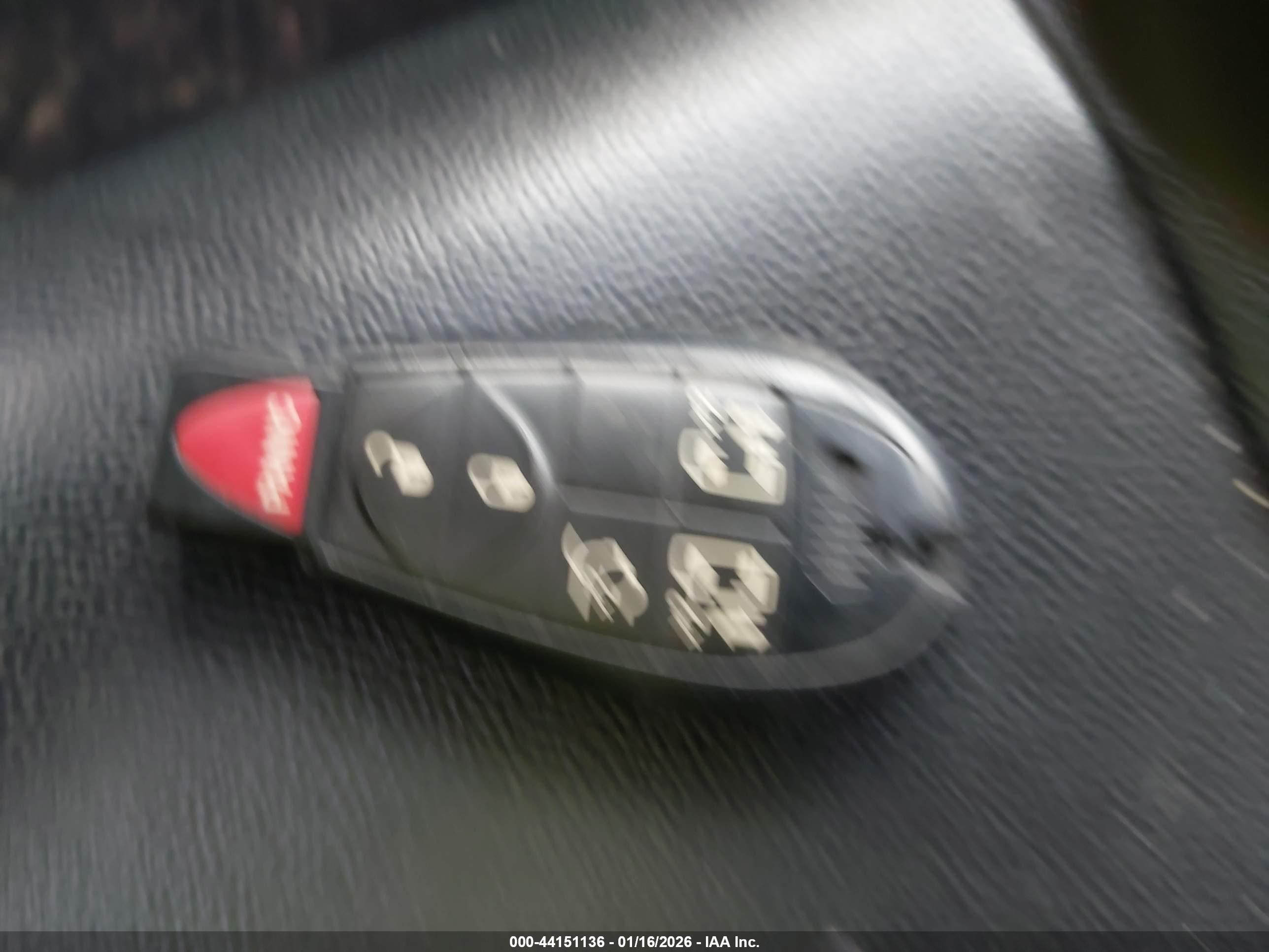 CHRYSLER TOWN image 11