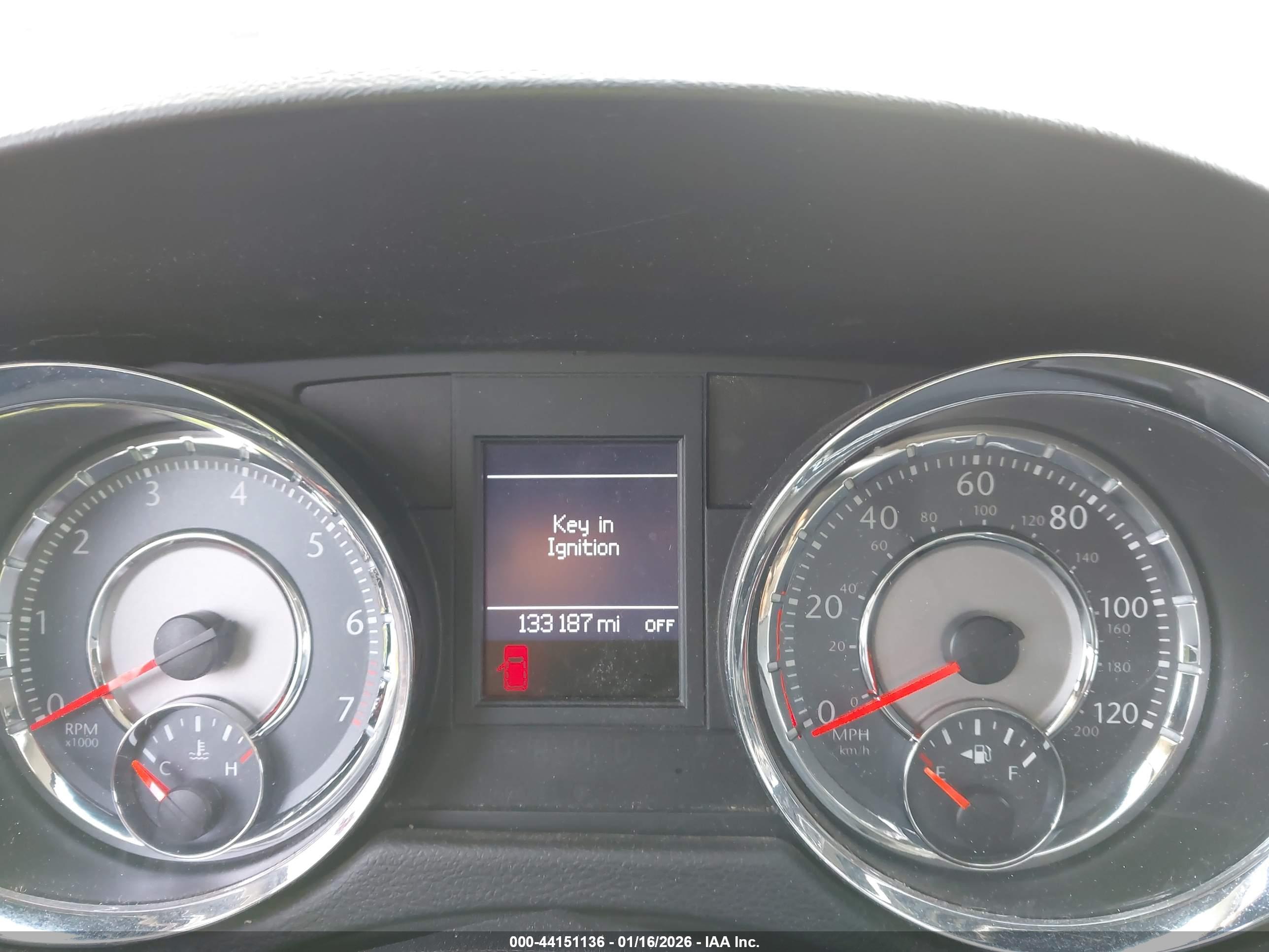 CHRYSLER TOWN image 7