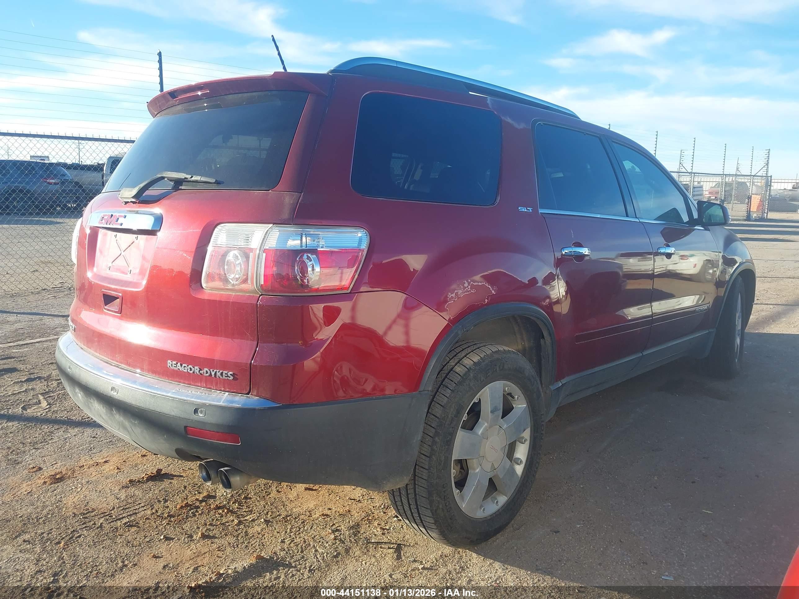 GMC ACADIA image 4