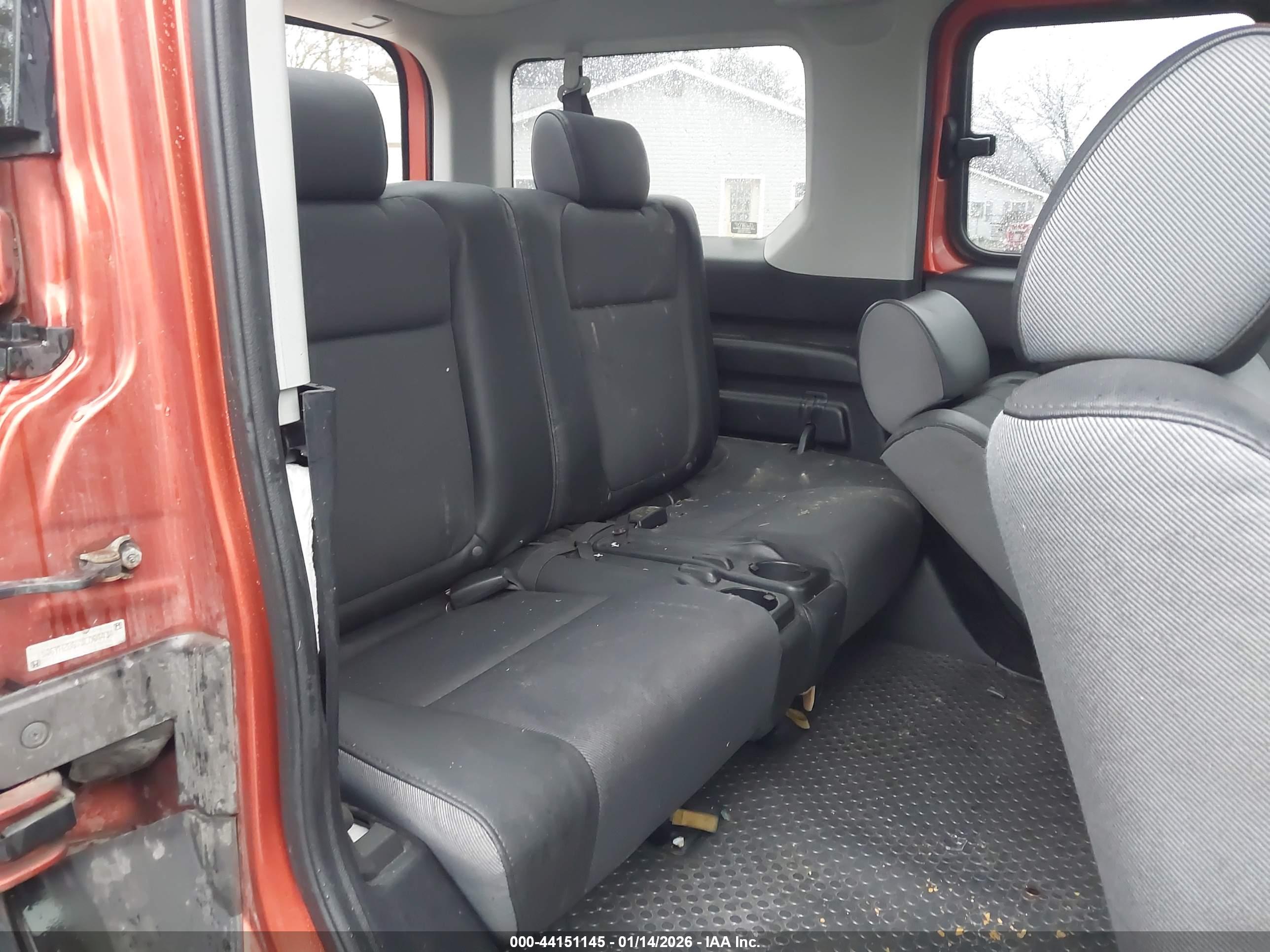 HONDA ELEMENT image 8