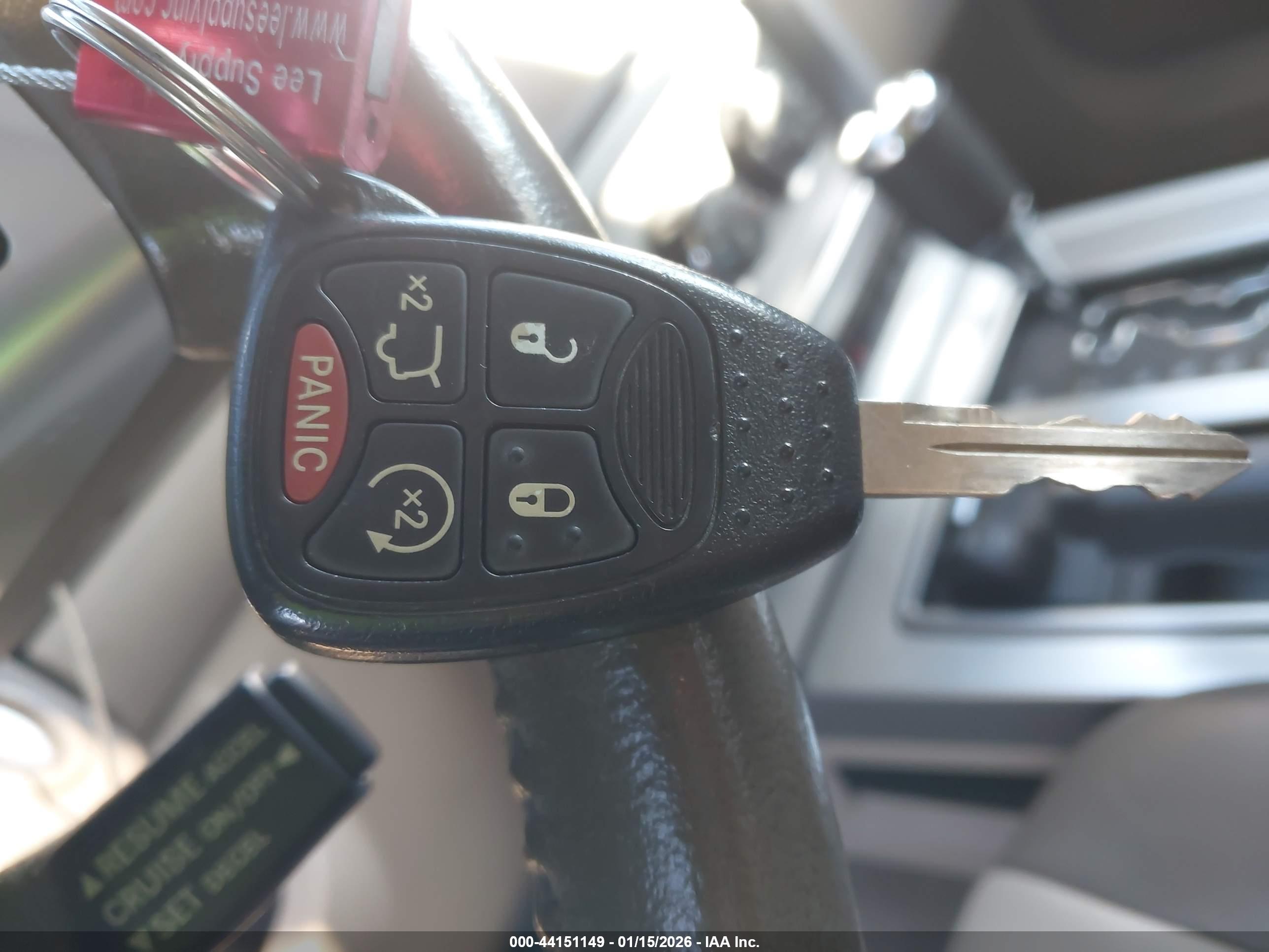 JEEP LIBERTY image 11