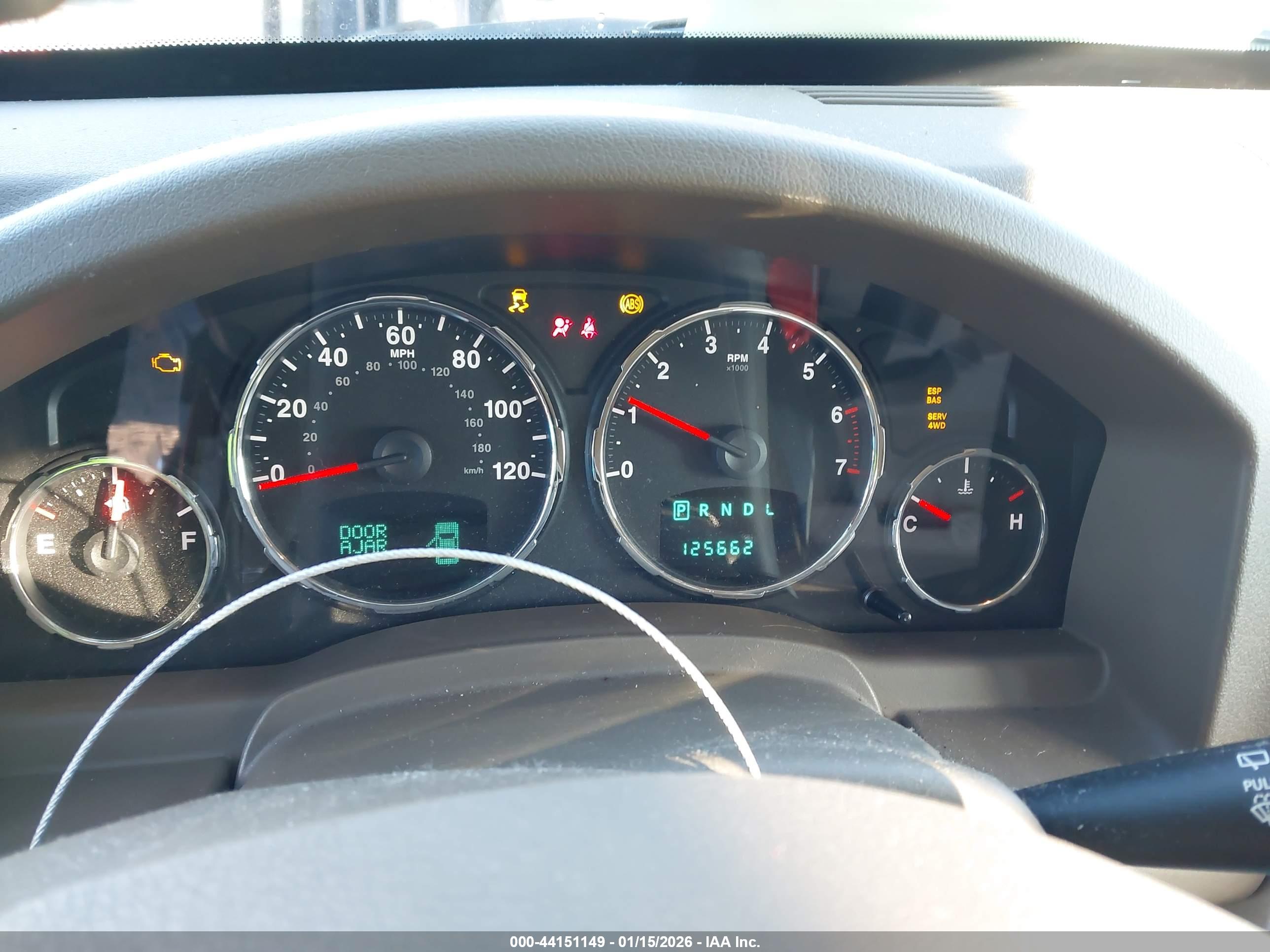 JEEP LIBERTY image 7